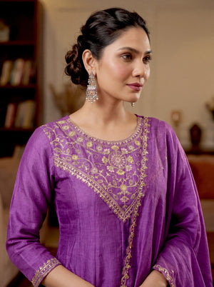 Vichitra Silk Embroidered Kurta Pant Dupatta Set – Purple