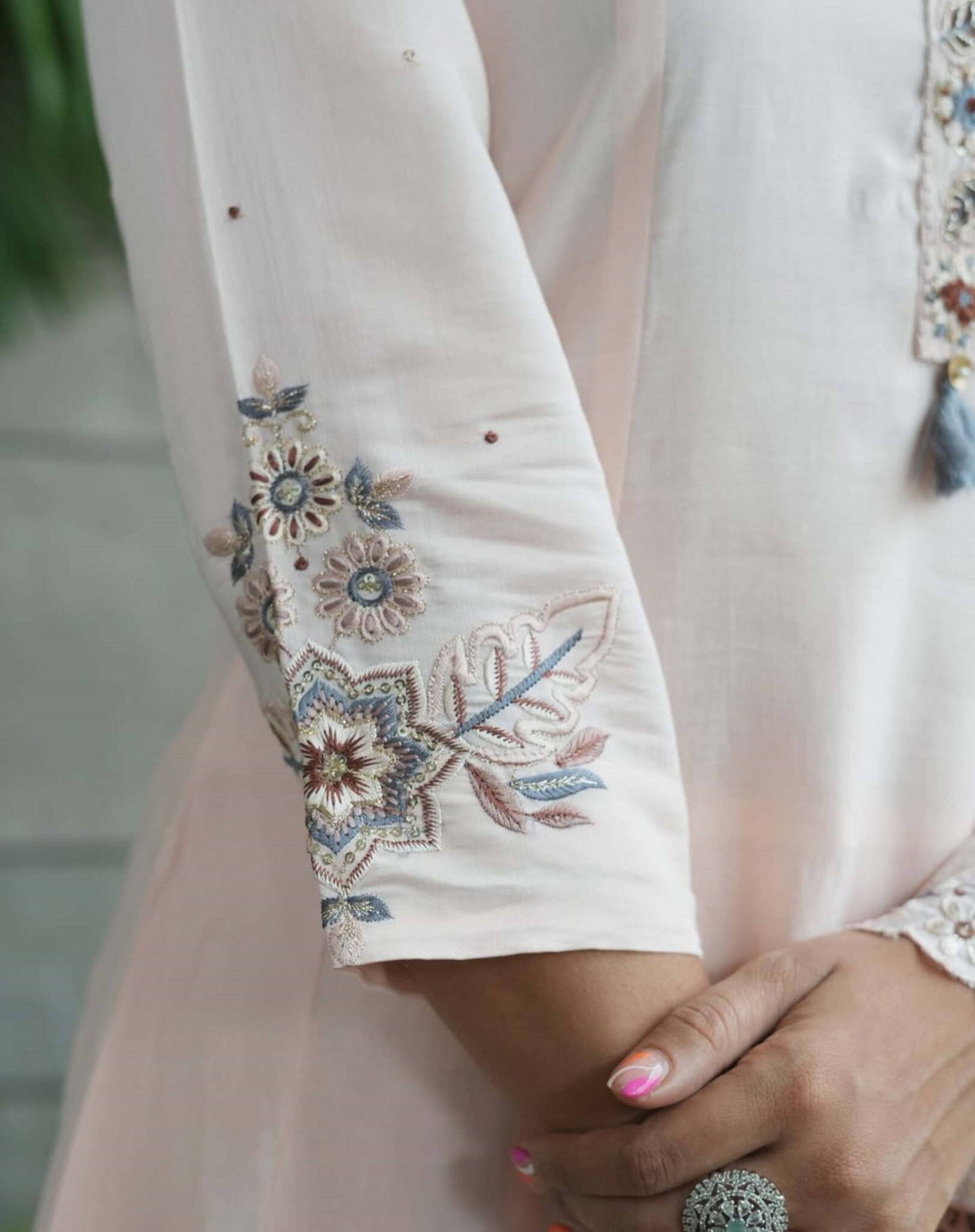 Muslin Cotton Embroidered Kurta Pant Dupatta Set – Ivory