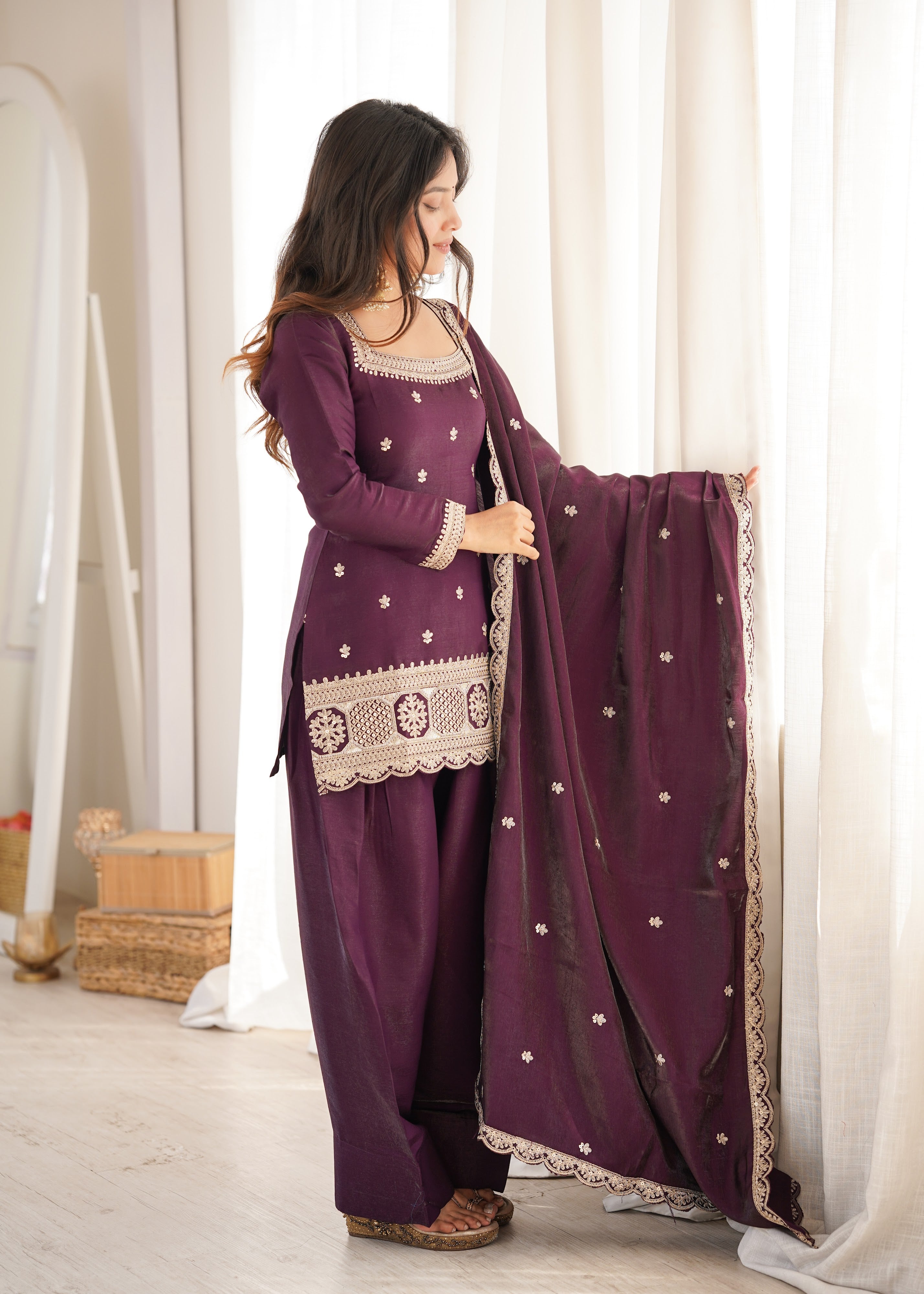 Glass Roman Silk Embroidered Kurta-Farshi Set – Purple