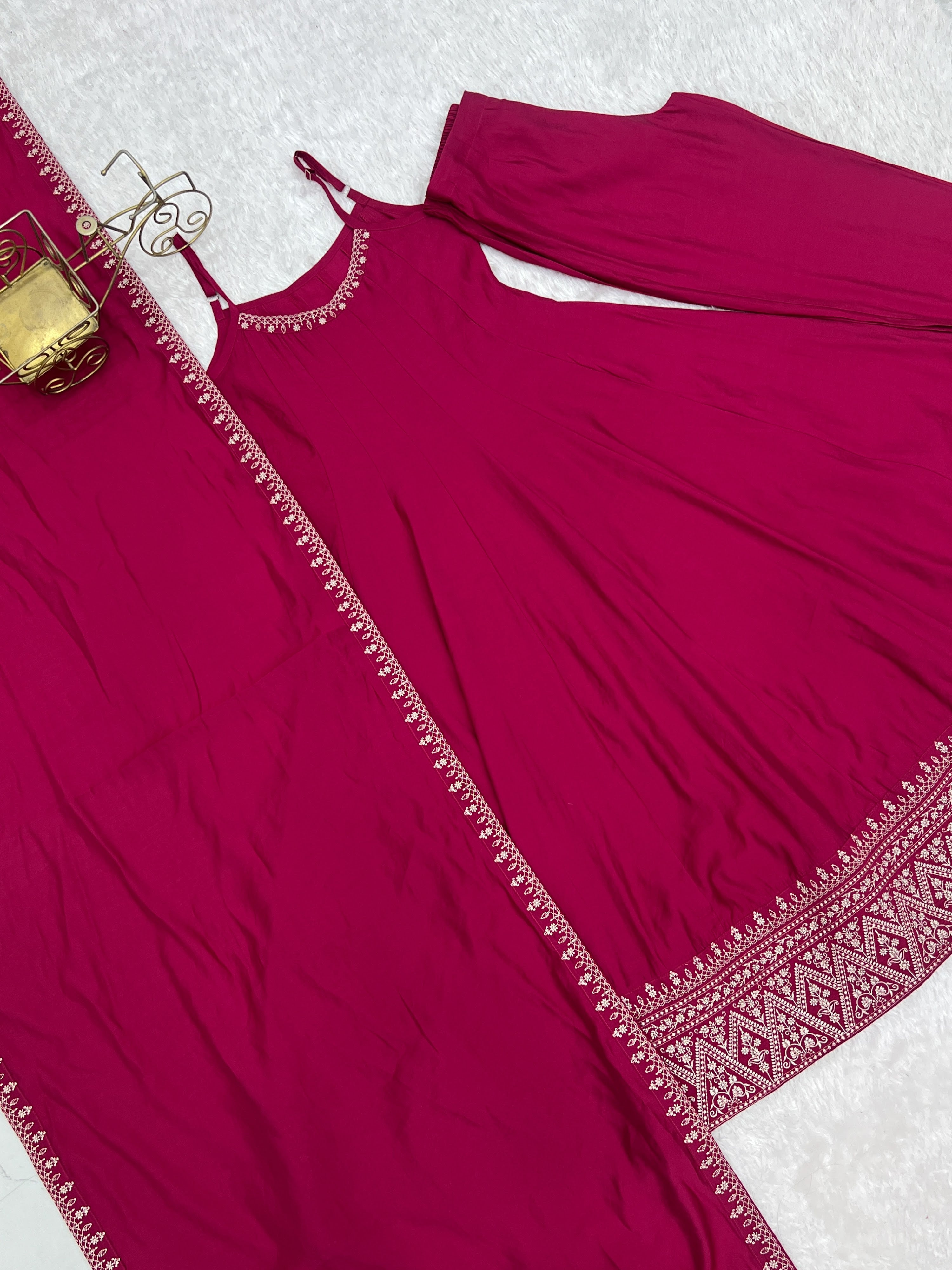 Roman Chanderi Silk Embroidered Anarkali Set – Rani Pink