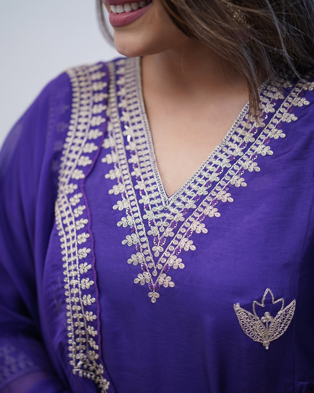 Pv Chanderi Embroidered Kurta Pant Dupatta Set – Purple
