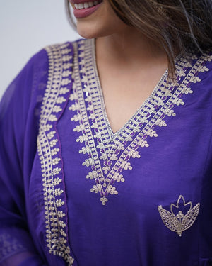 Pv Chanderi Embroidered Kurta Pant Dupatta Set – Purple