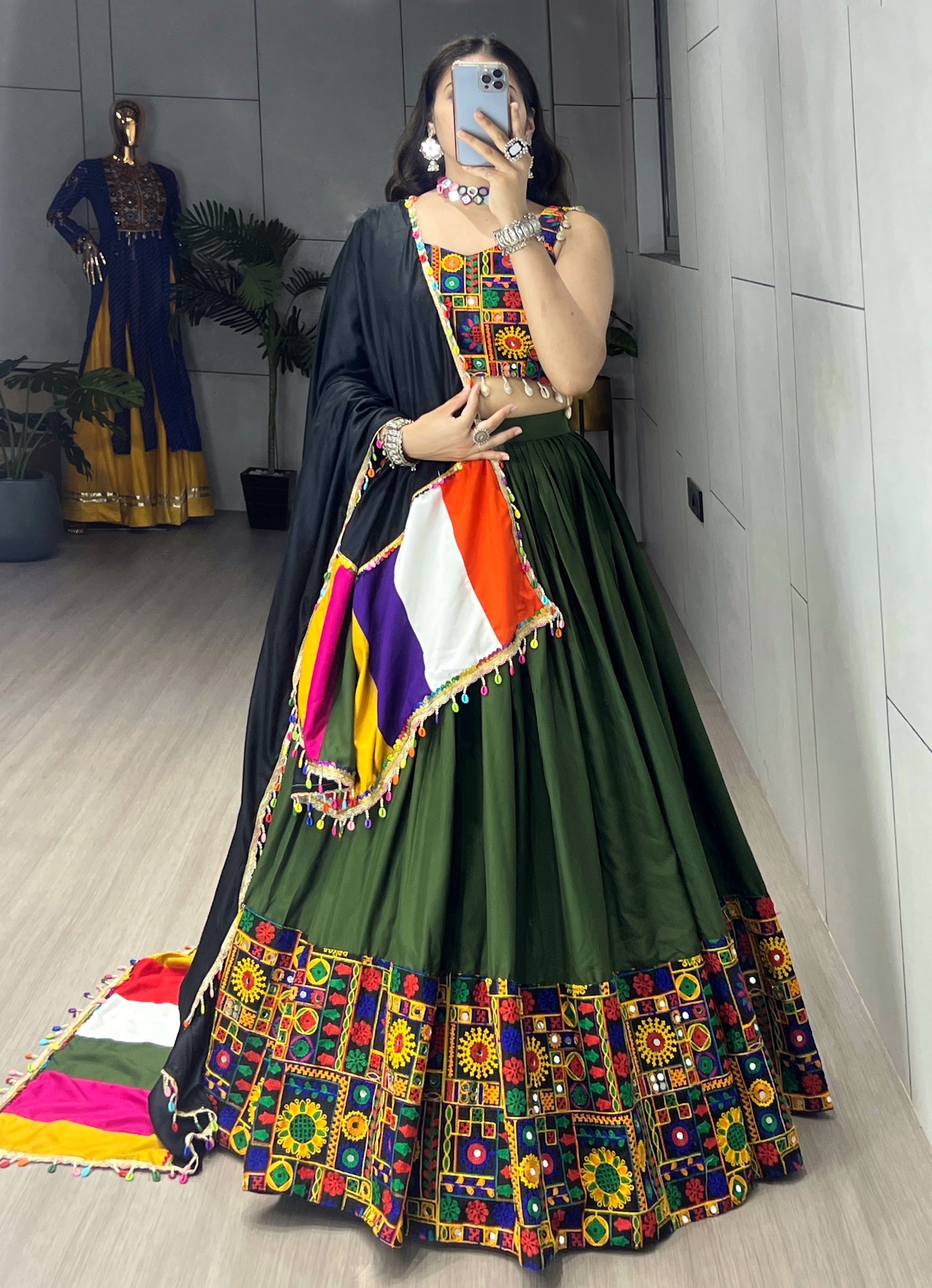 Navratri Mehendi Gamthi Mirror Work Lehenga Set