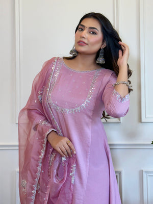 Silk Blend Embroidered Kurta Pant Dupatta Set – Lavender