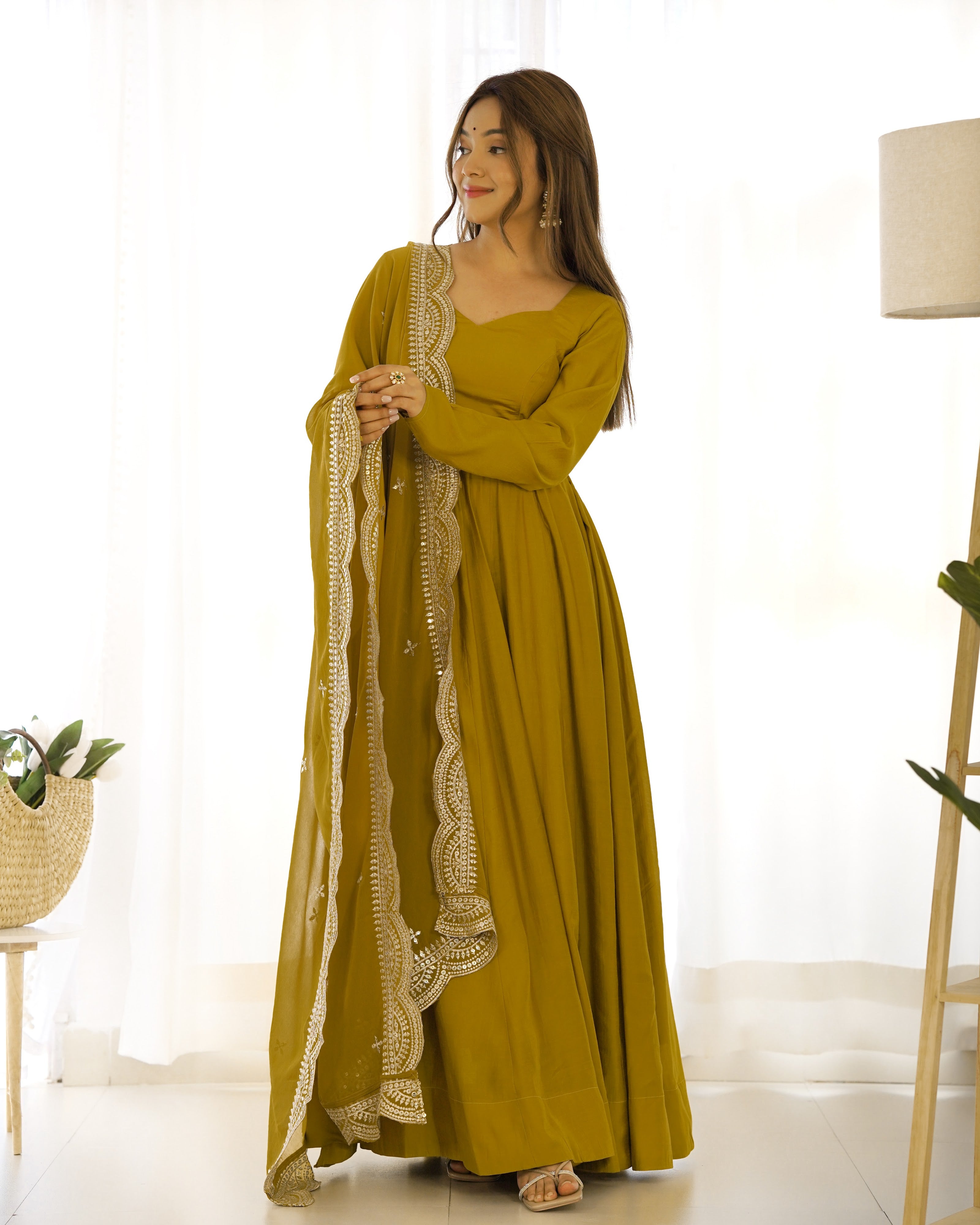Roman Chanderi Silk Embroidered Anarkali Set – Musterd