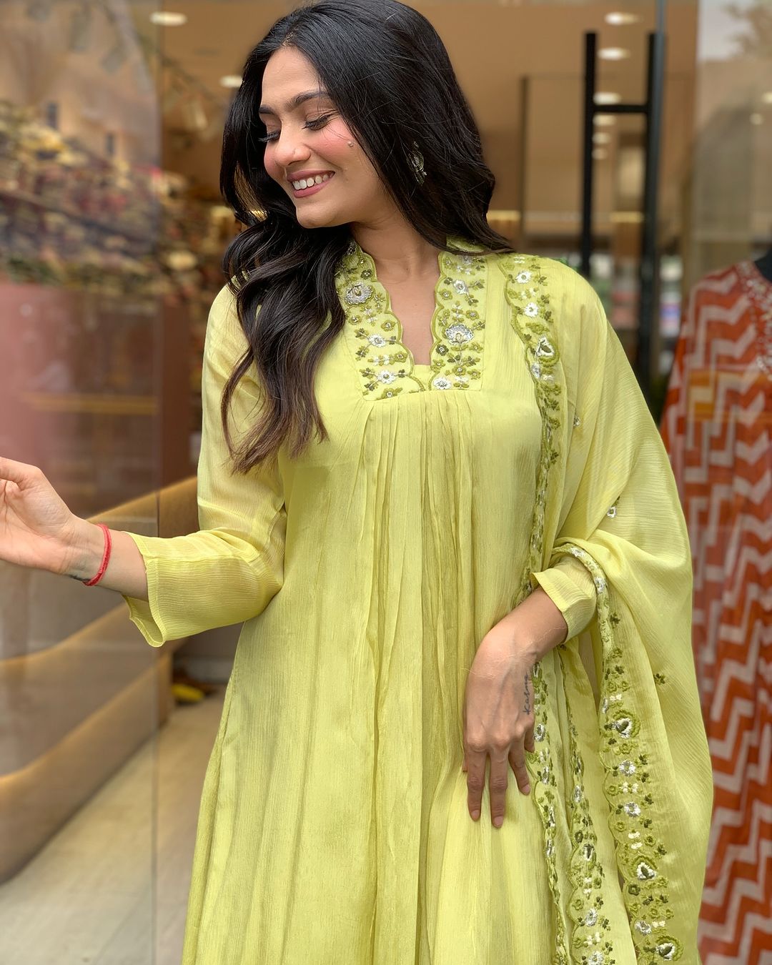 Viscose Chinon Embroidered Kurta Pant Dupatta Set – Lime Green