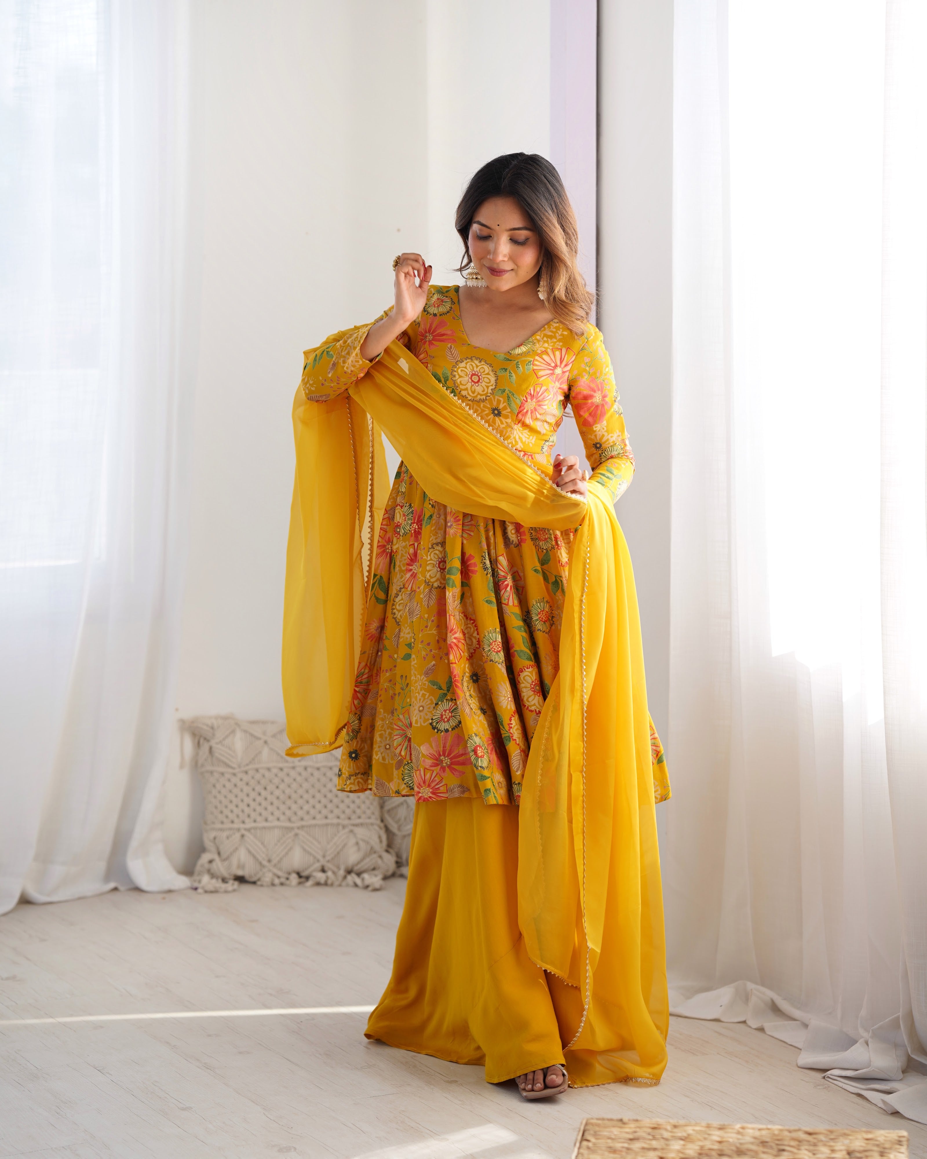 Roman Chanderi Silk Printed Kurta-Palazzo Set – Yellow