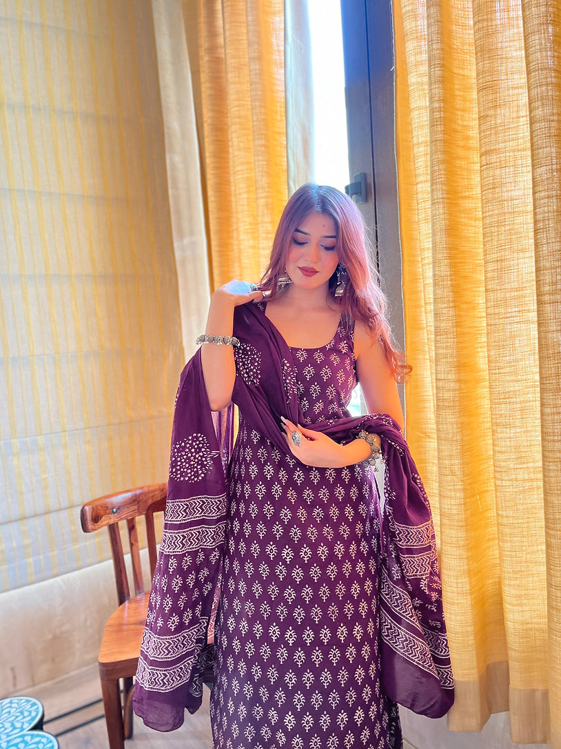 Rayon Slub Printed Kurta Pant Dupatta Set – Purple