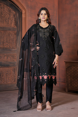 Heavy Viscose Roman Embroidered Straight Kurti Set – Black