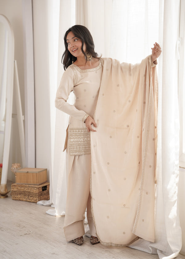 Glass Roman Silk Embroidered Kurta-Farshi Set – Ivory