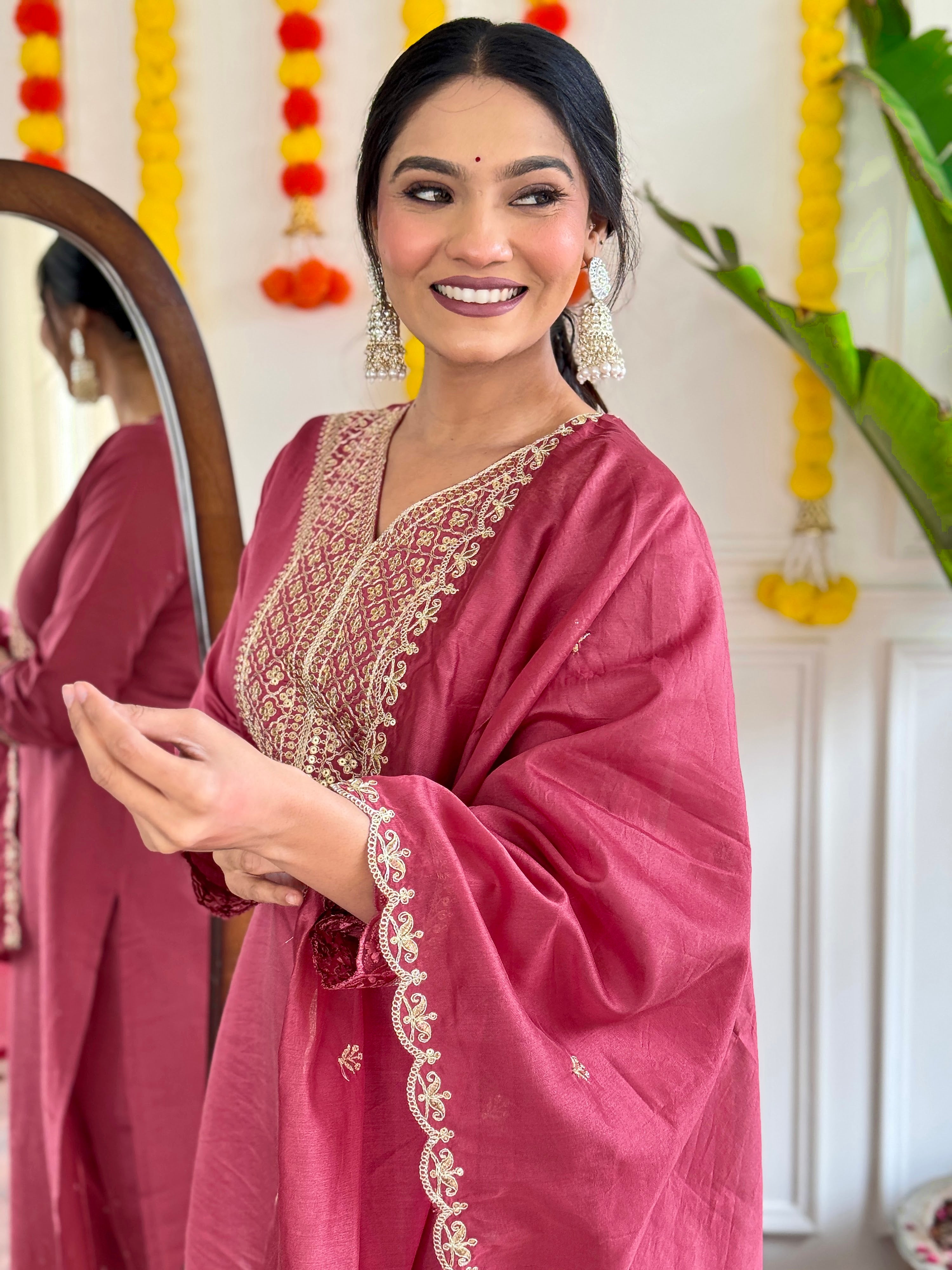 Viscose Chanderi Embroidered Kurta Pant Dupatta Set – Dusty Rose