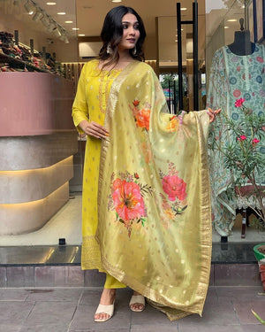 Viscose Organza Jacquard Embroidered Kurta Pant Dupatta Set – Lime Green