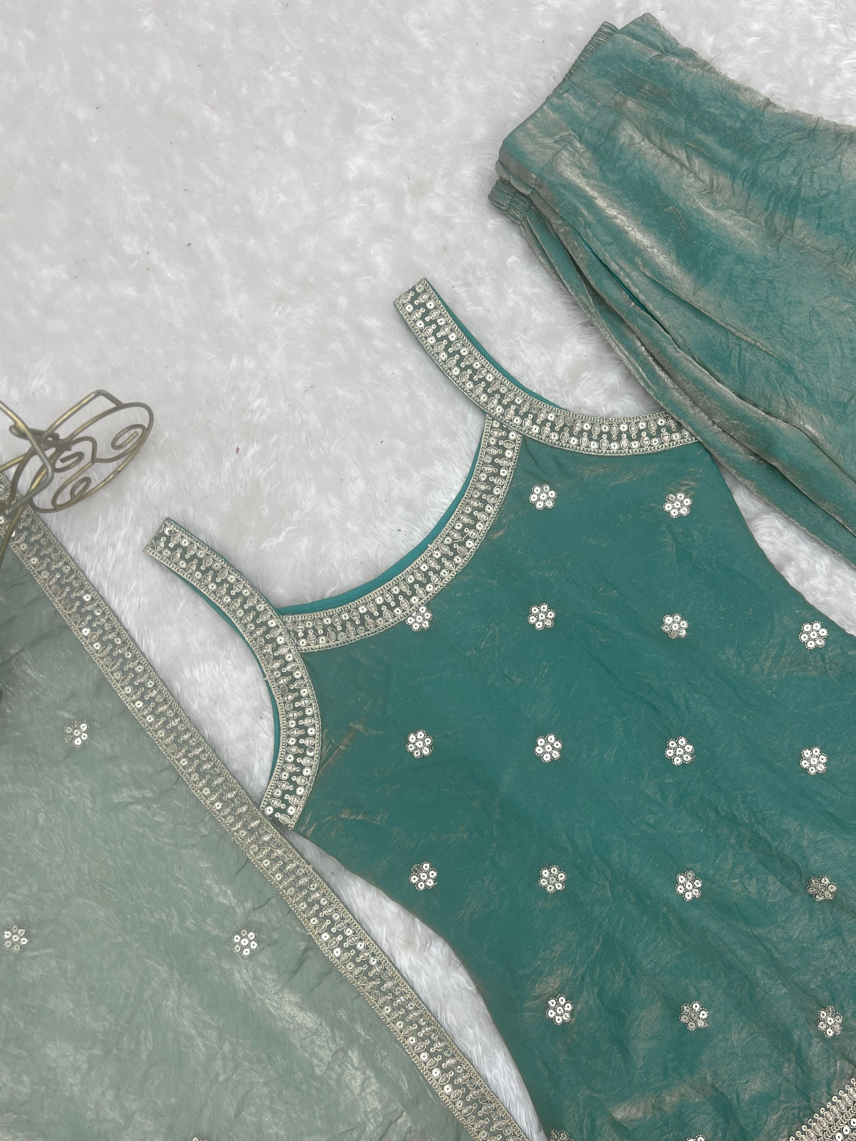 Frendy Silk Embroidered Bell Bottom Set – Sea Green