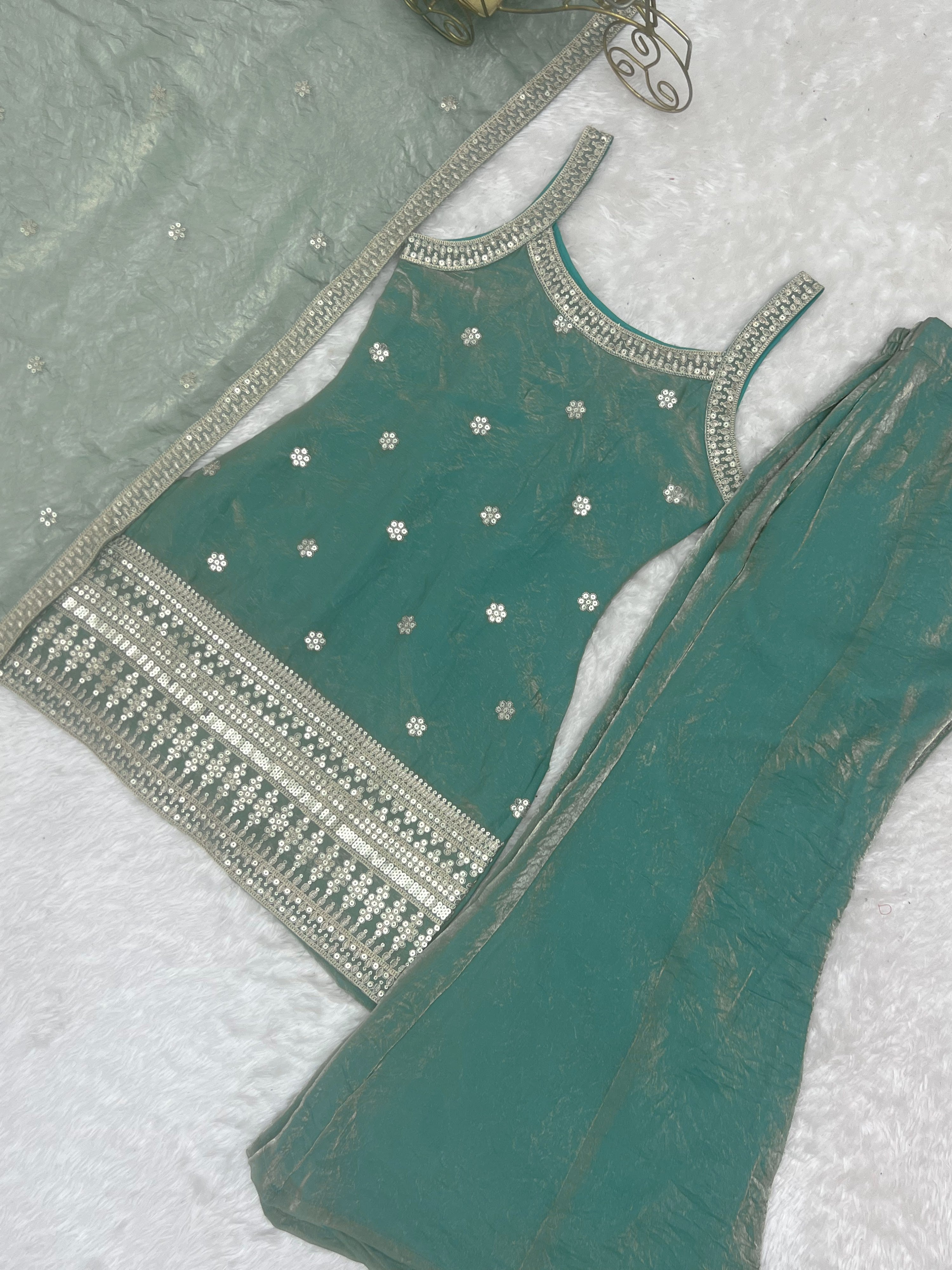Frendy Silk Embroidered Bell Bottom Set – Sea Green
