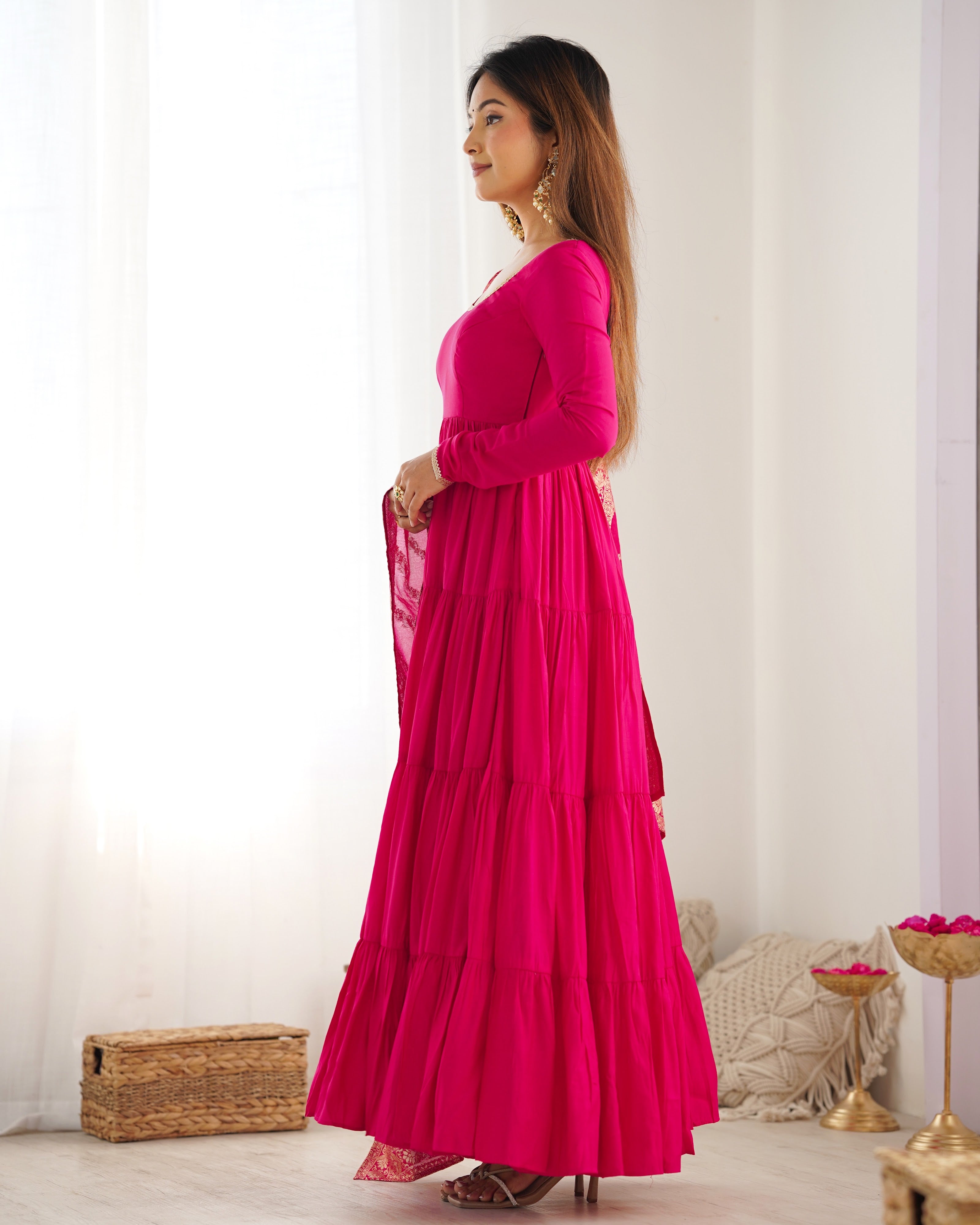 Roman Chanderi Silk Embroidered Anarkali Set – Red