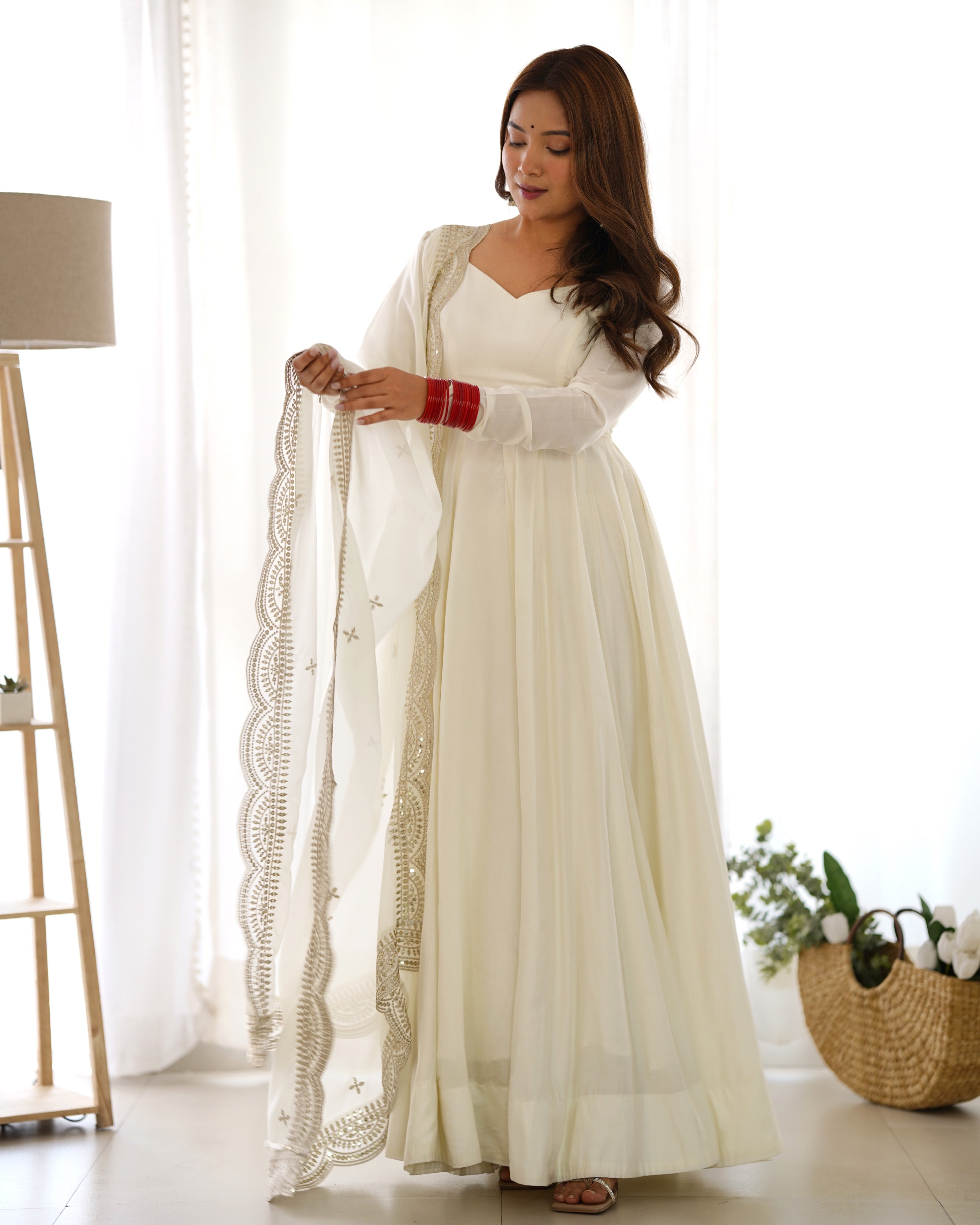 Roman Chanderi Silk Embroidered Anarkali Set – Off White