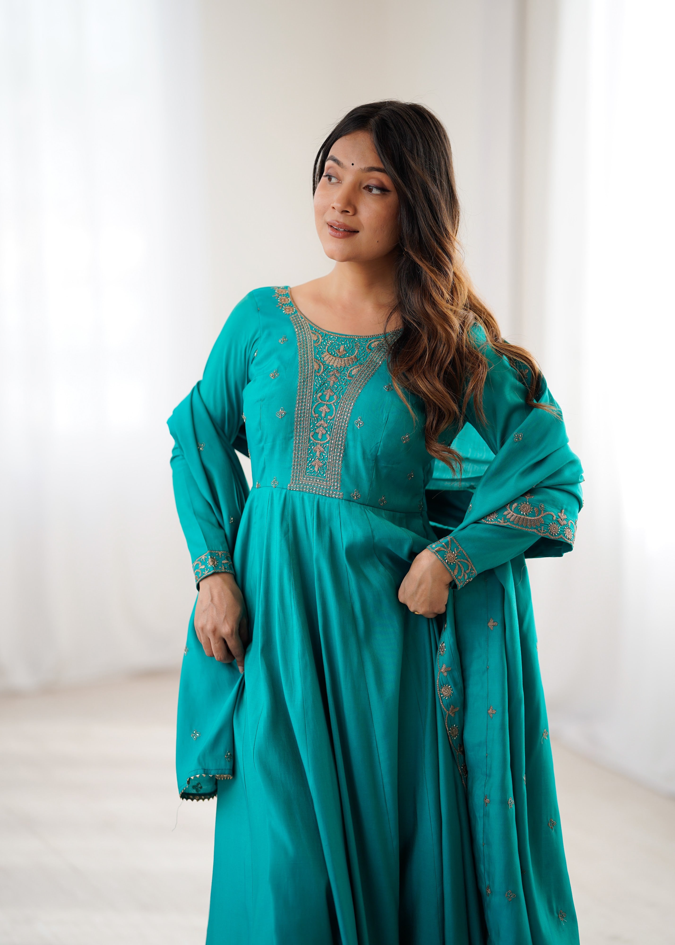 Roman Chanderi Silk Embroidered Anarkali Set – Teal Blue