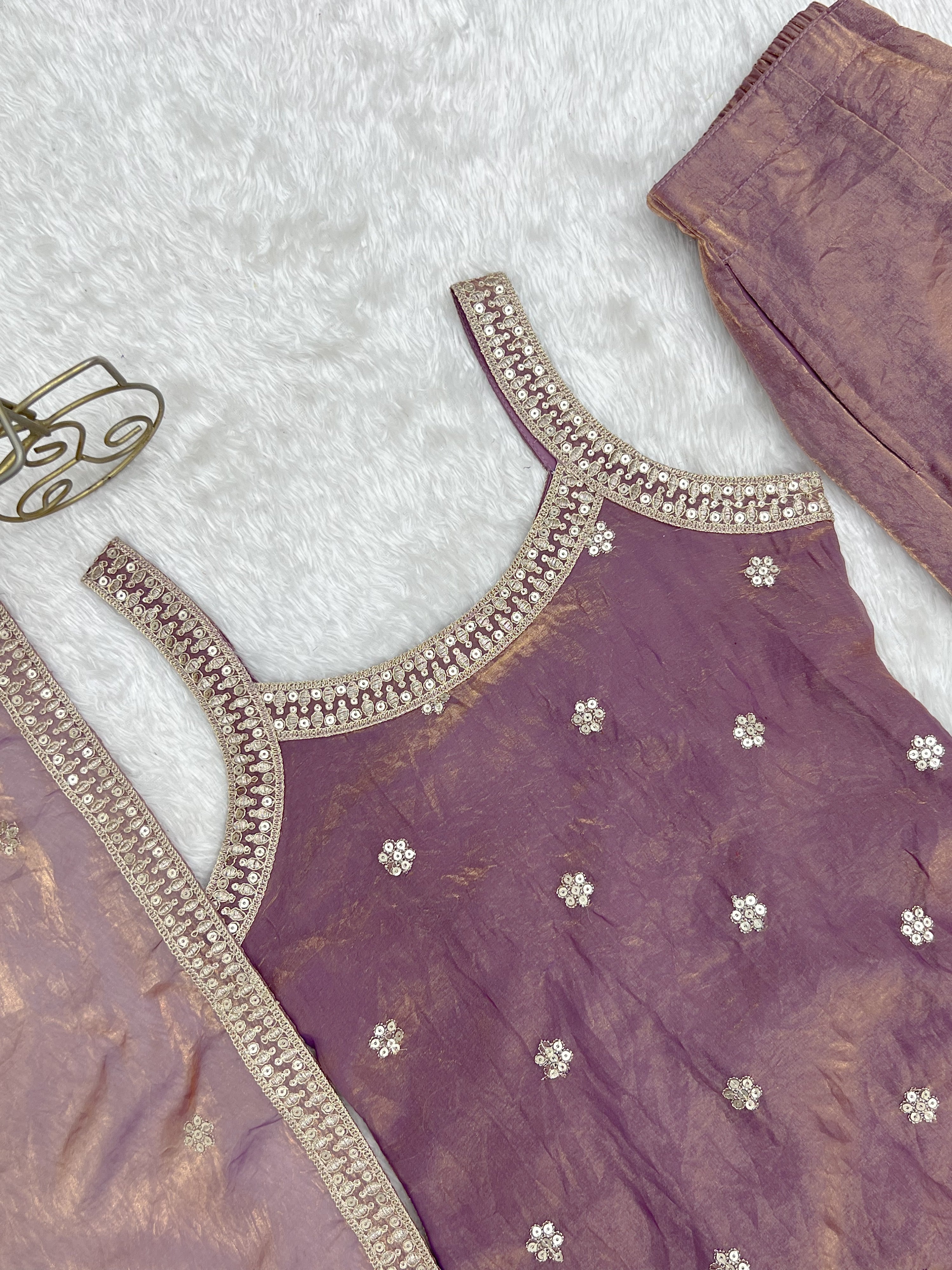 Frendy Silk Embroidered Bell Bottom Set – Wine
