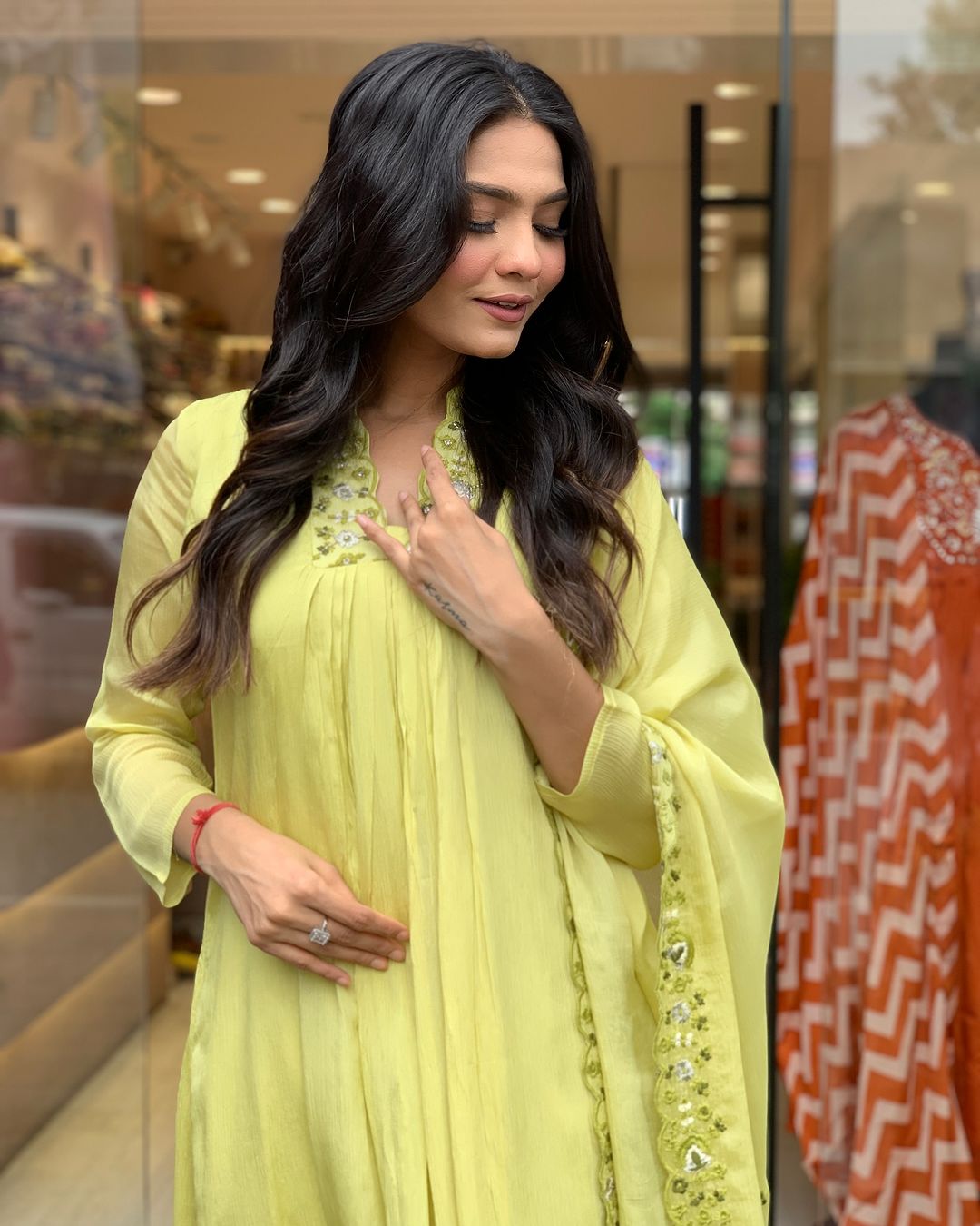 Viscose Chinon Embroidered Kurta Pant Dupatta Set – Lime Green