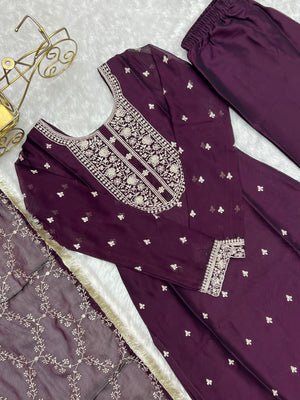 Rangoli Silk Embroidered Straight Kurta Set – Wine
