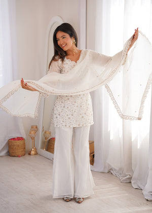 Crunchy Silk Embroidered Bell Bottom Set – Off White
