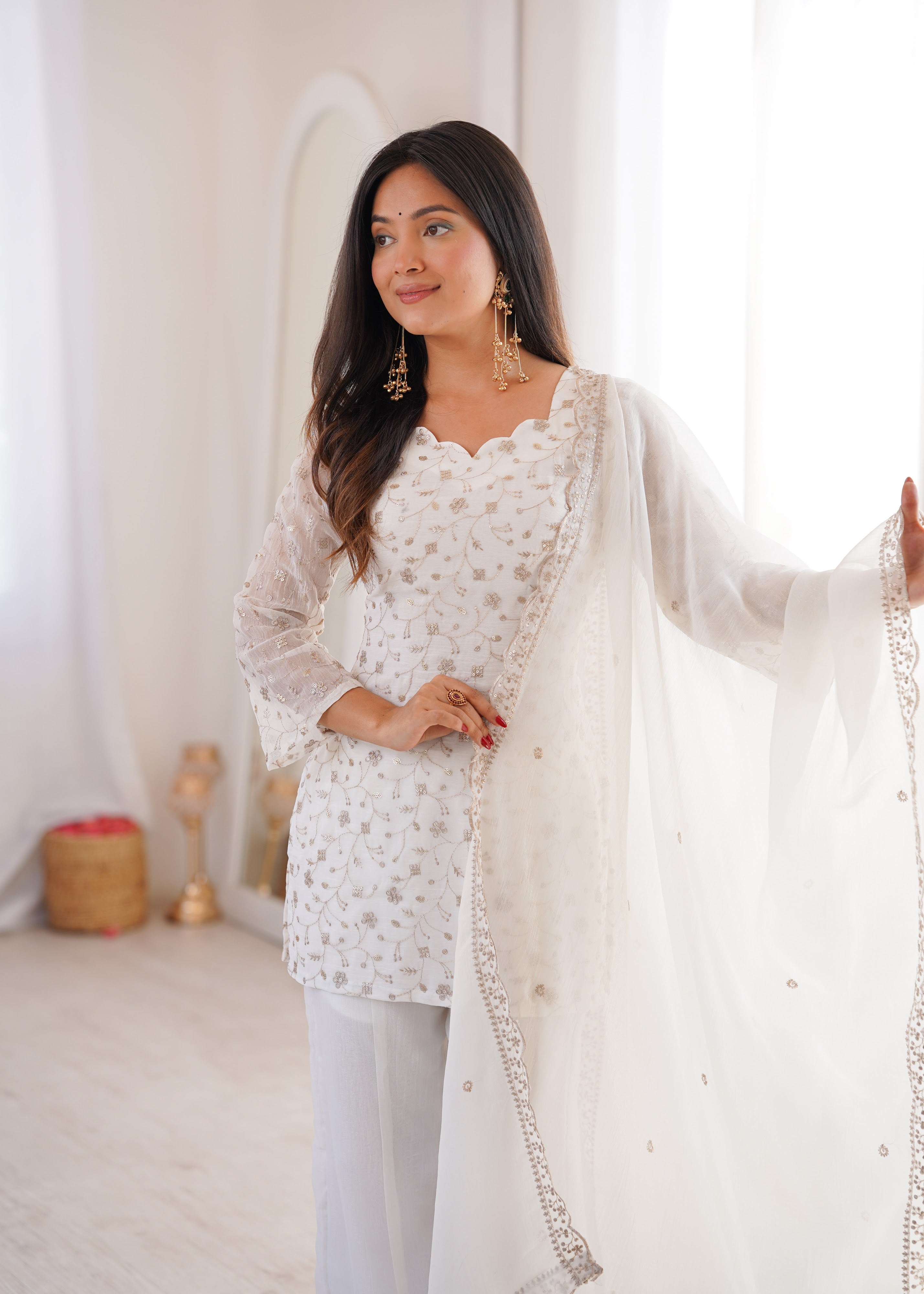 Crunchy Silk Embroidered Bell Bottom Set – Off White