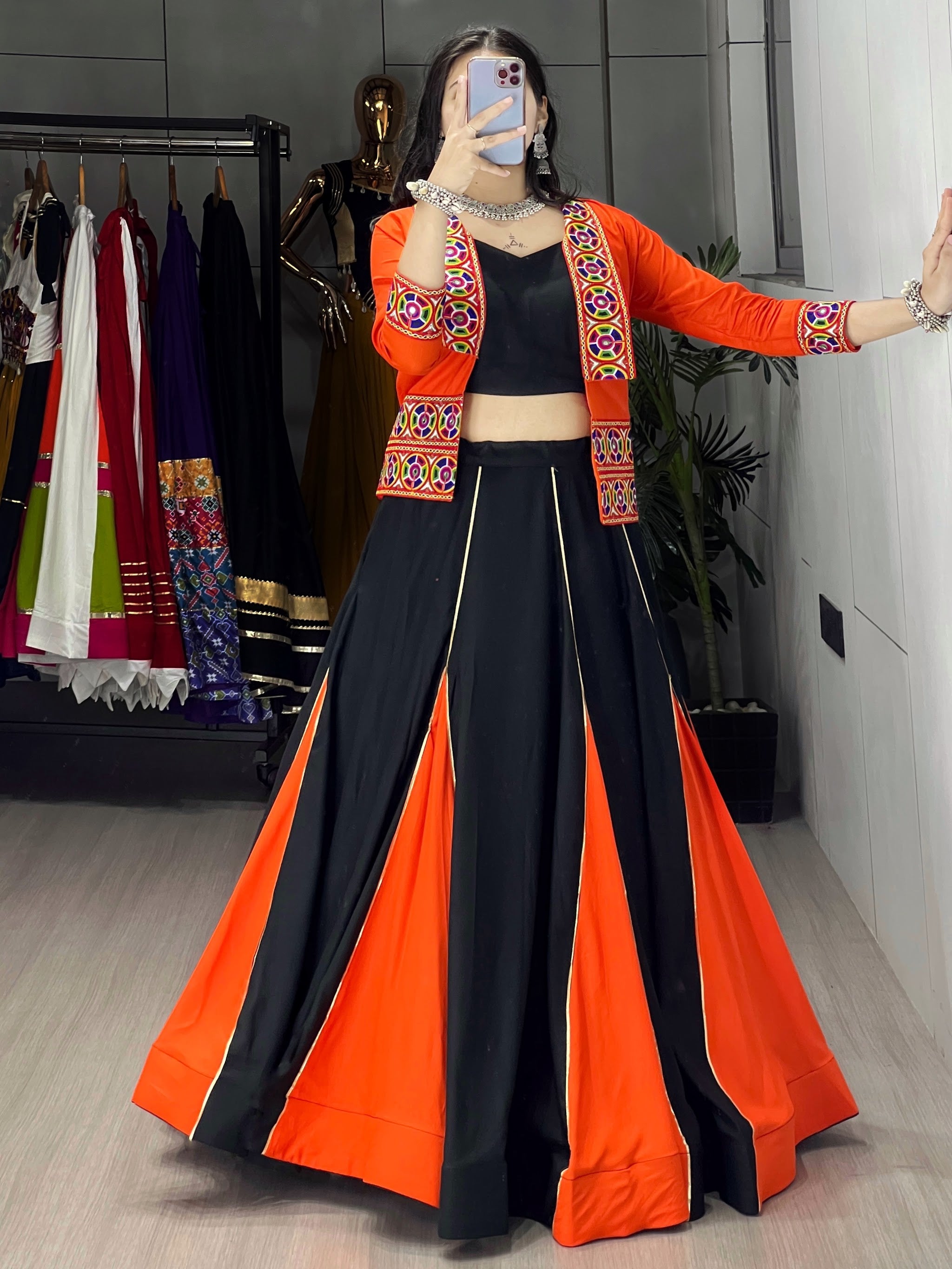 Black Orange Koti
