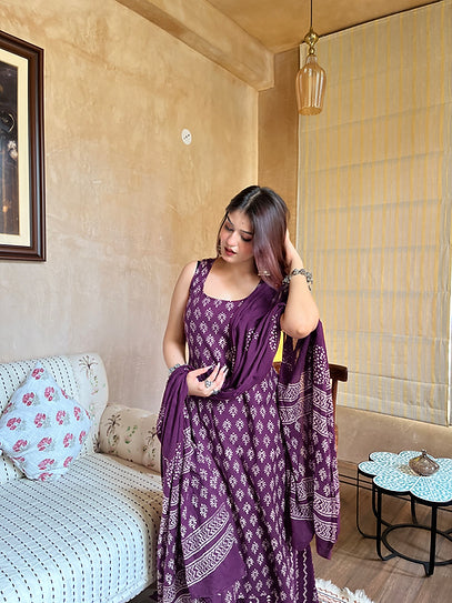 Rayon Slub Printed Kurta Pant Dupatta Set – Purple