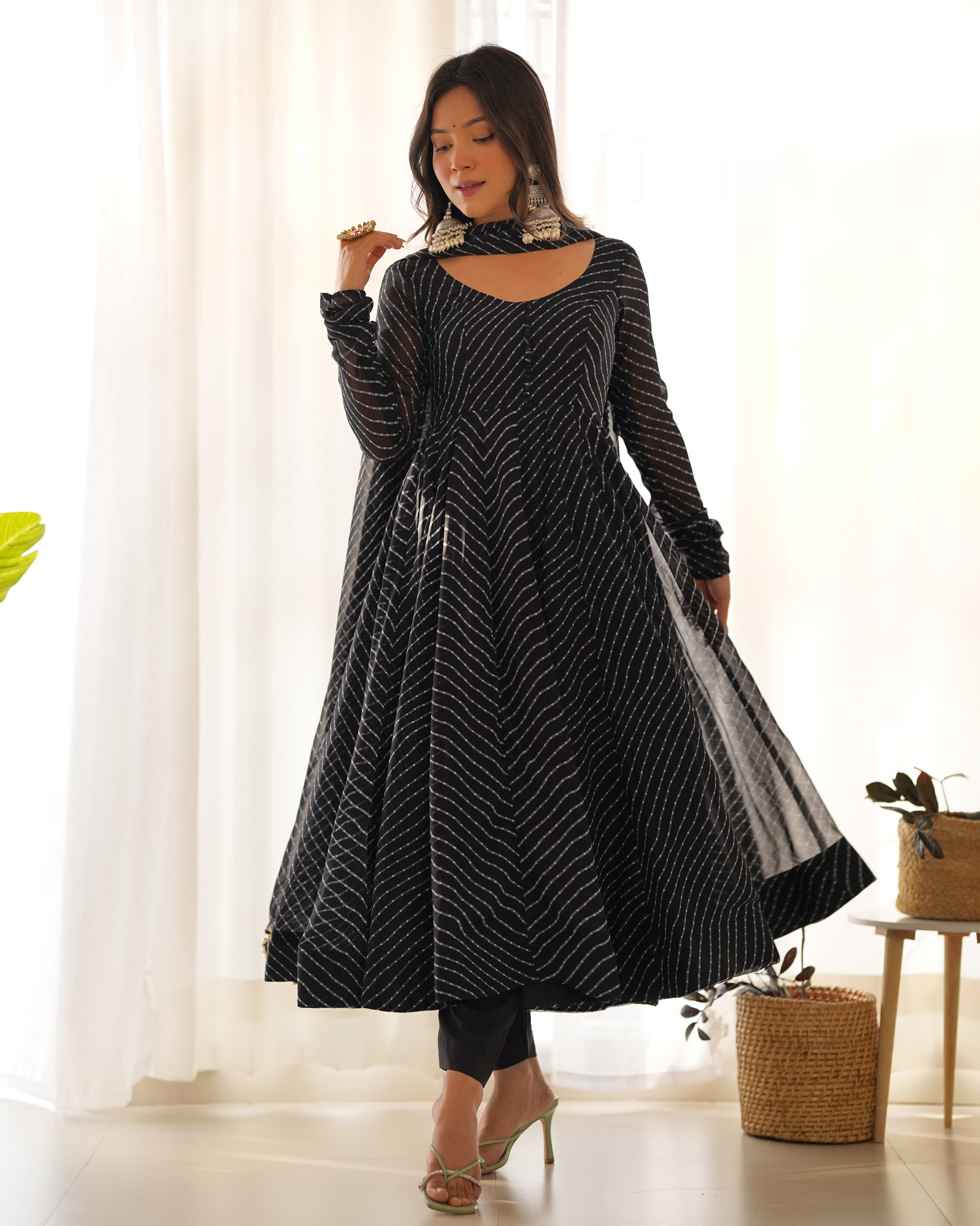 Georgette Printed Anarkali Set – Black