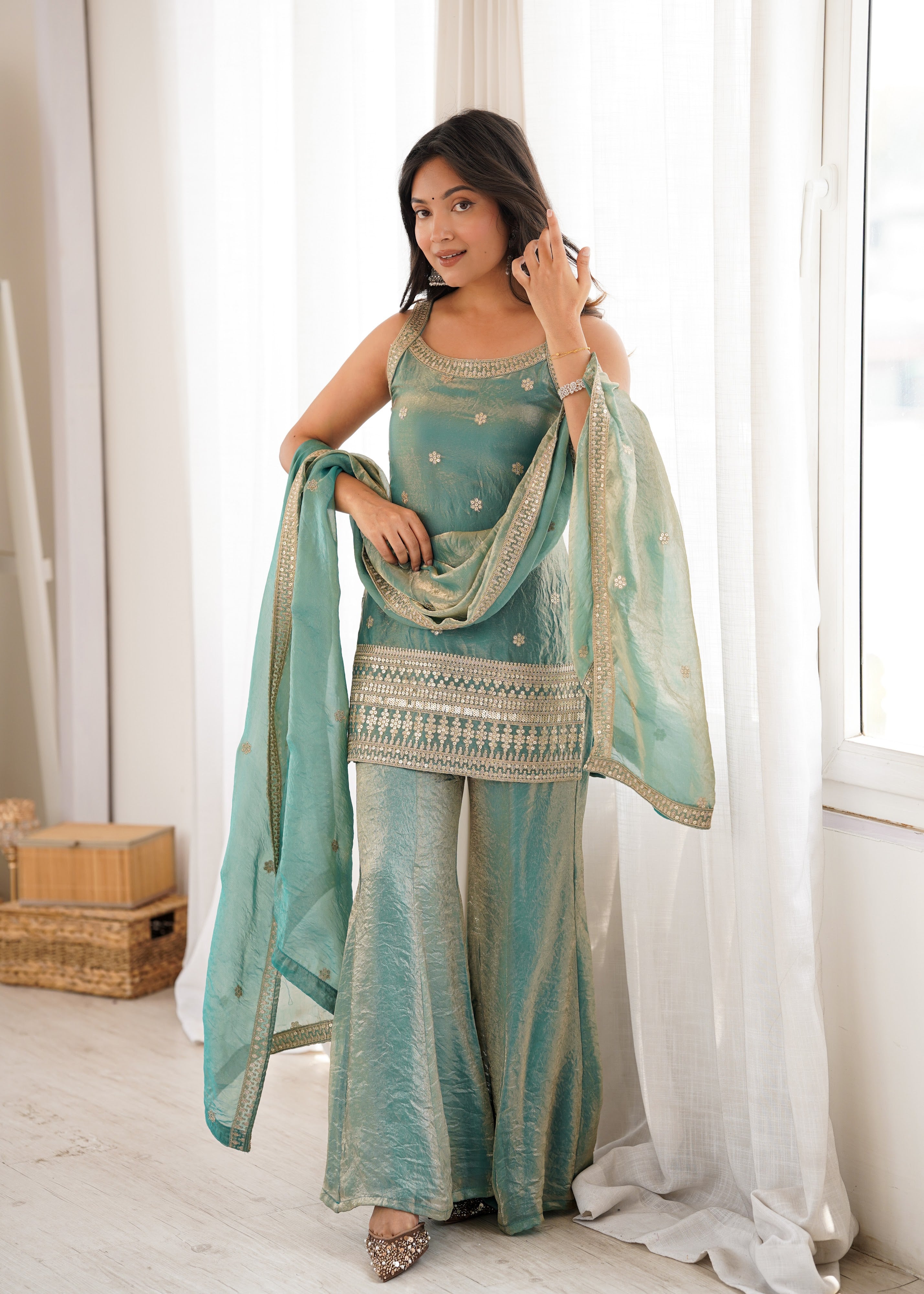 Frendy Silk Embroidered Bell Bottom Set – Sea Green