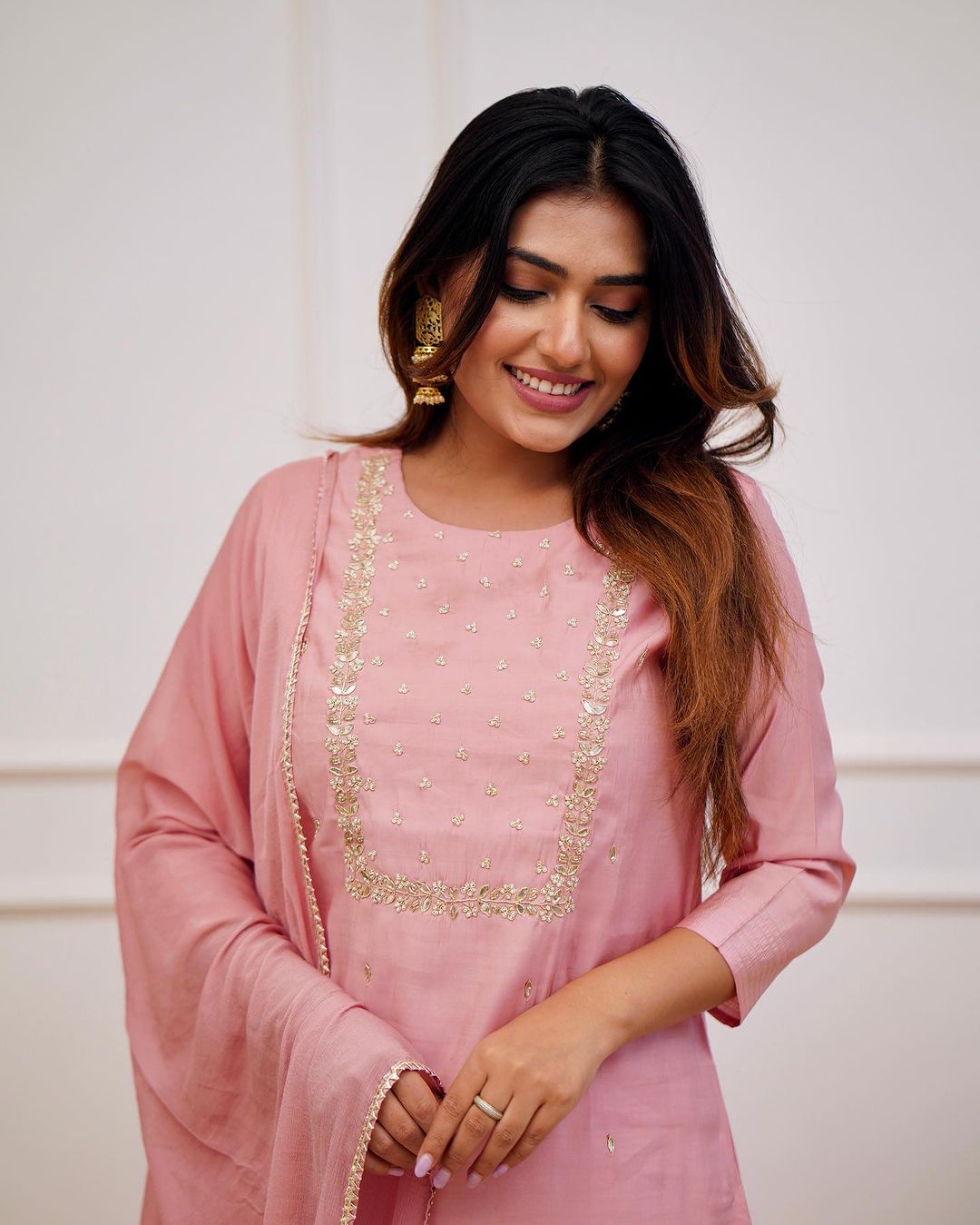 Rayon Slub Embroidered Kurta Pant Dupatta Set – Pink