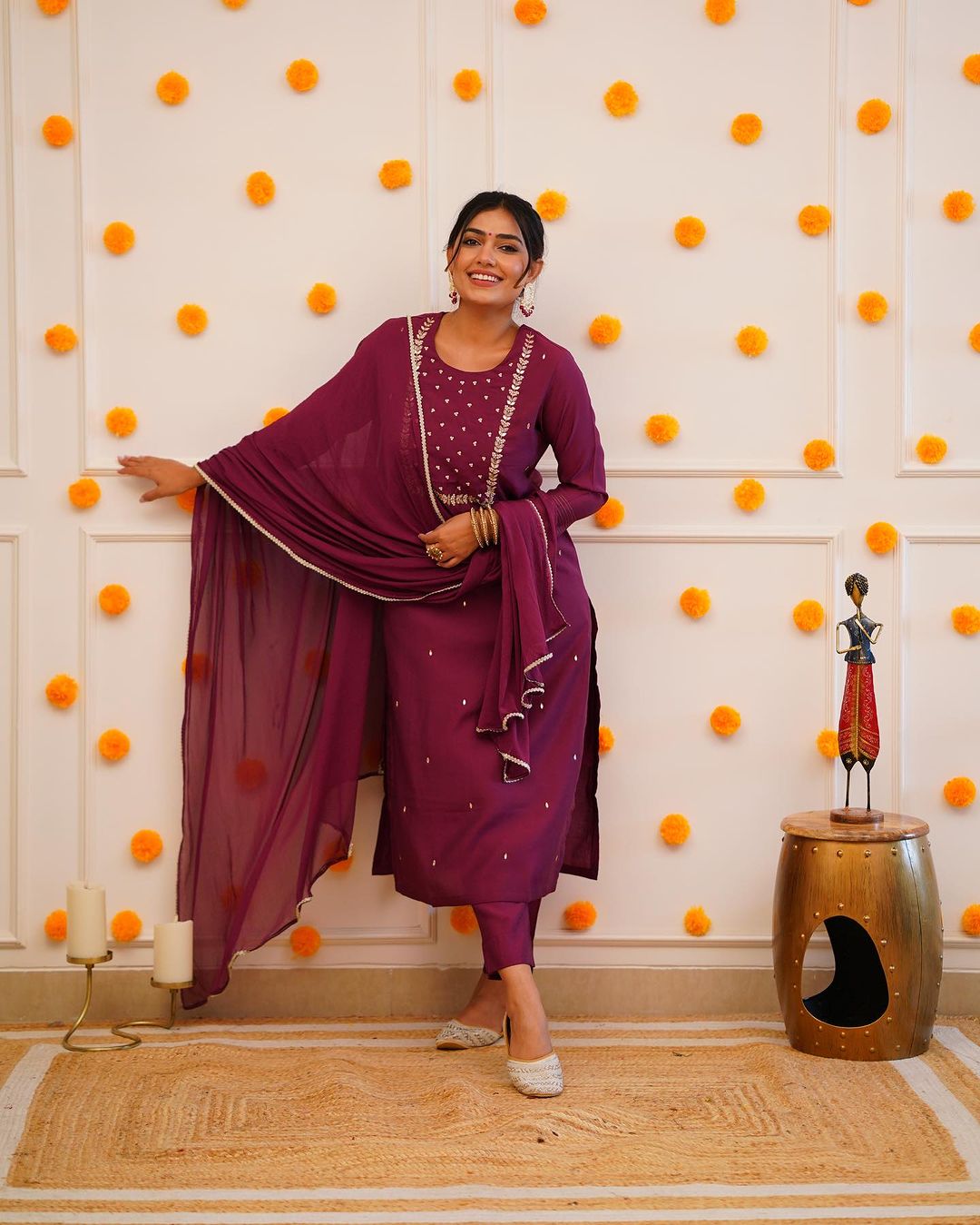 Rayon Slub Embroidered Kurta Pant Dupatta Set – Wine
