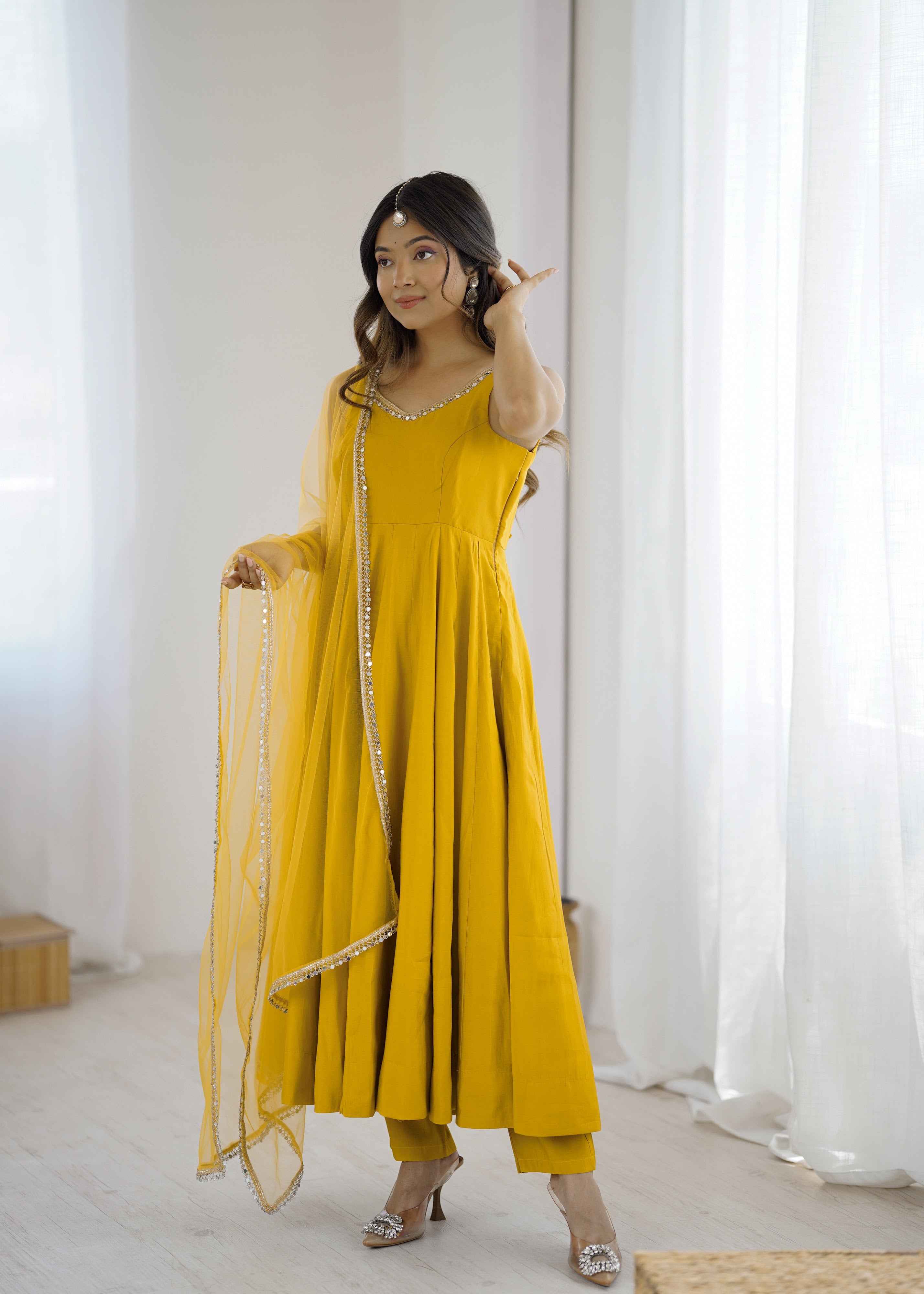 Roman Chanderi Silk Embroidered Anarkali Set – Yellow