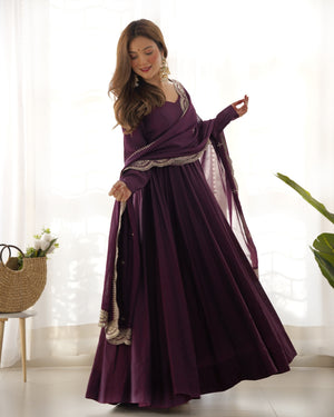 Roman Chanderi Silk Embroidered Anarkali Set – Wine