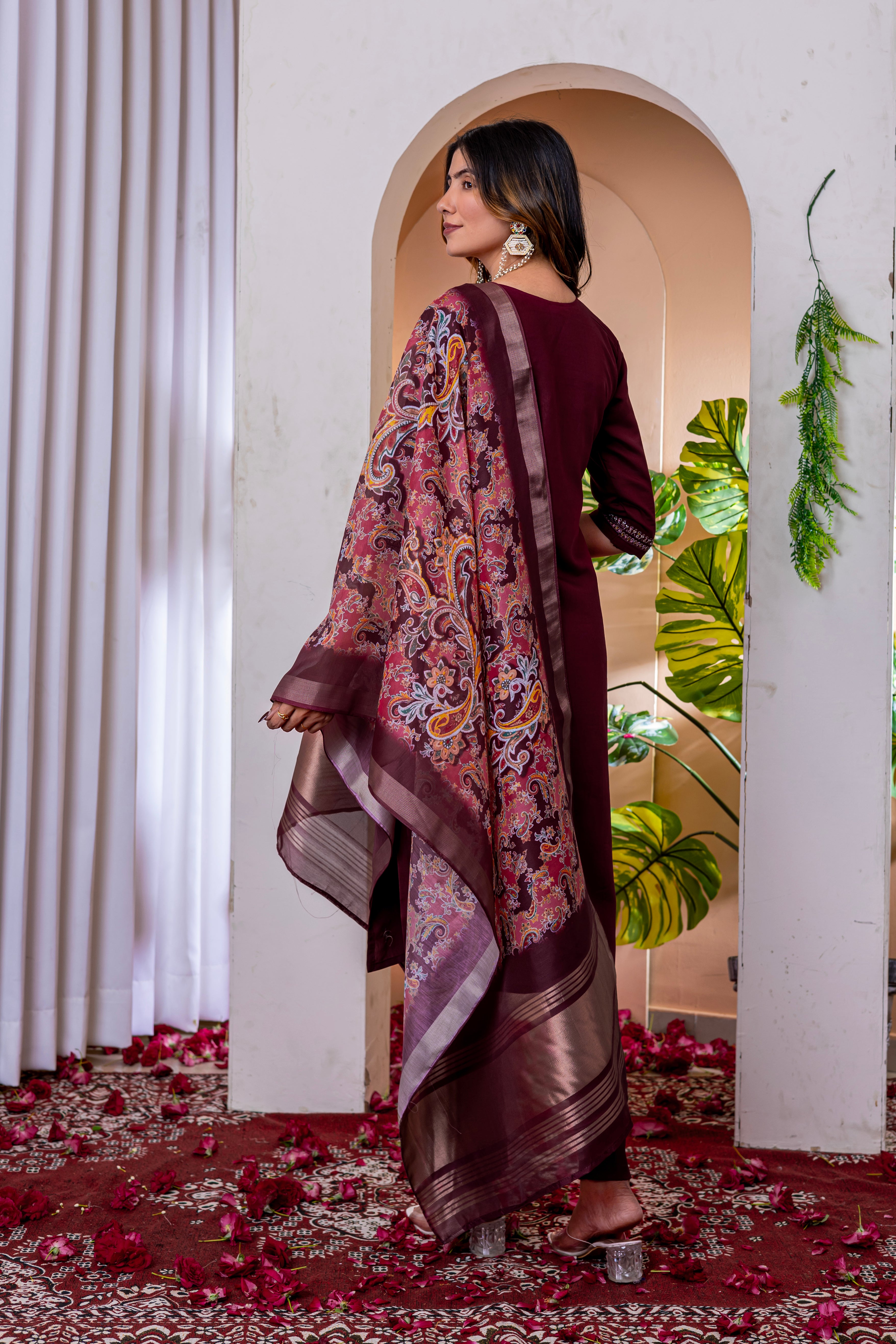Marina Viscose Silk Embroidered Straight Kurti Set – Wine