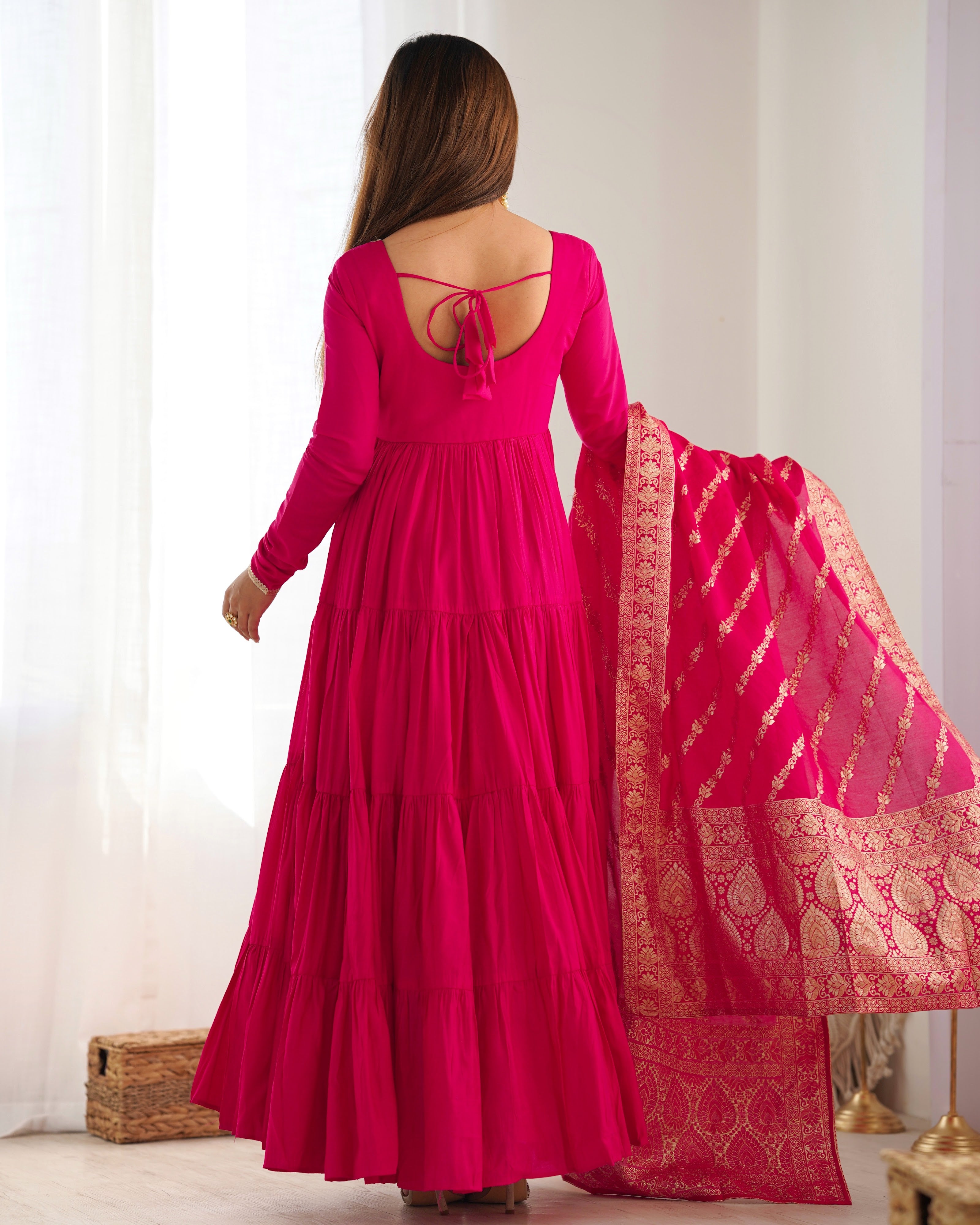 Roman Chanderi Silk Embroidered Anarkali Set – Red