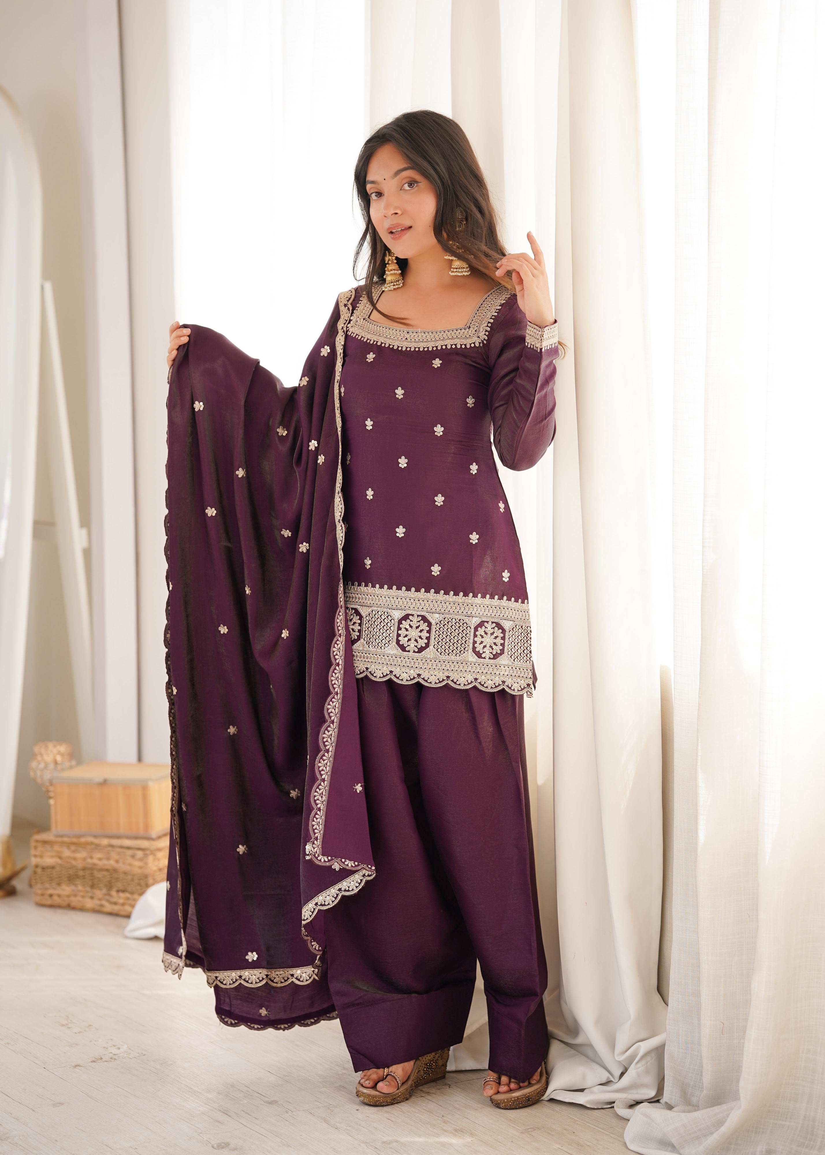 Glass Roman Silk Embroidered Kurta-Farshi Set – Purple