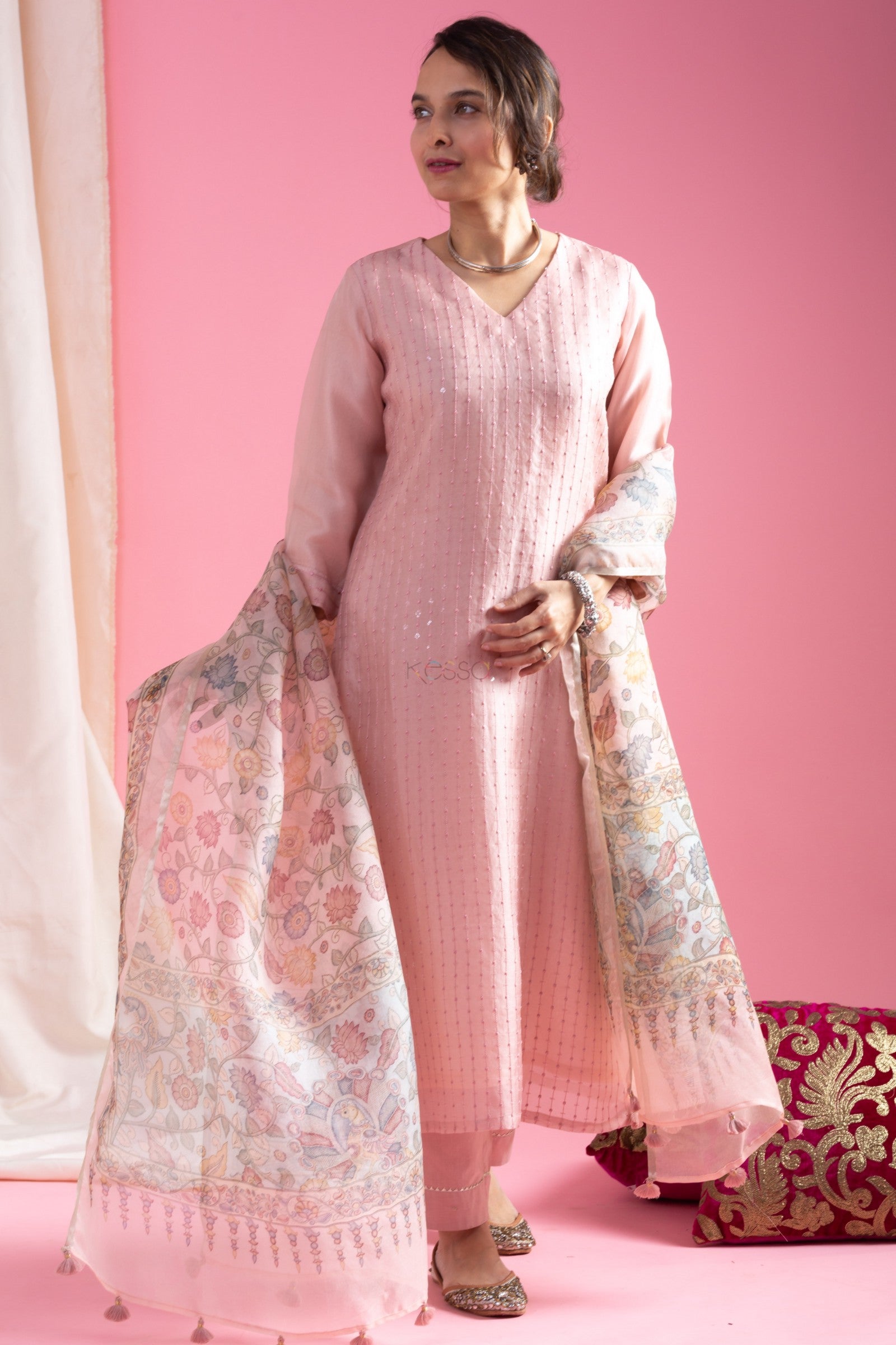 Viscose Chanderi Embroidered Kurta Pant Dupatta Set – Pink
