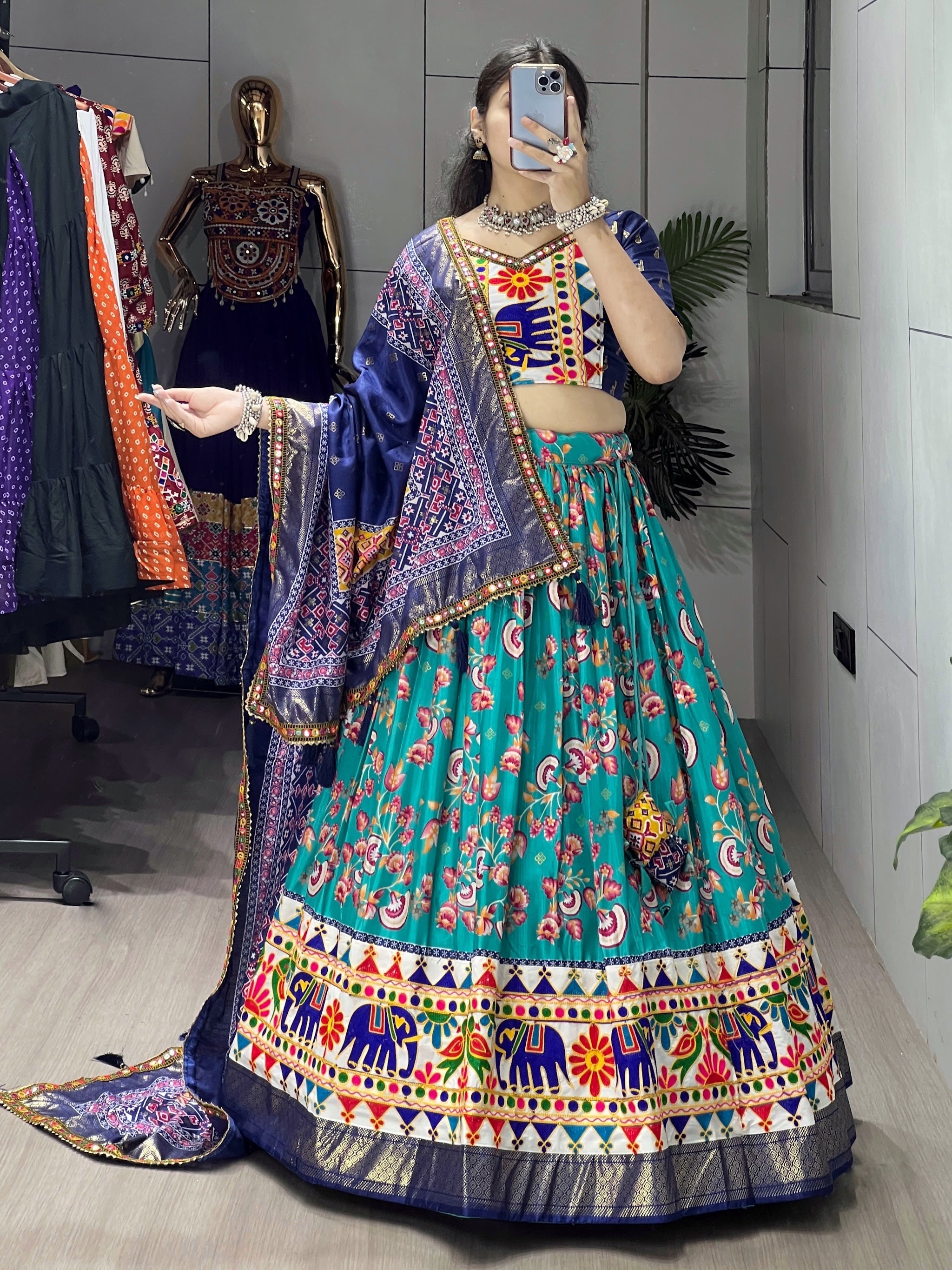 Navratri Firozi Floral Dola Lehenga Set - Blouse Unstitched