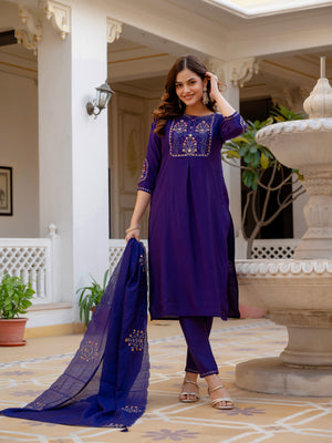 Pure Viscose Mango Silk Embroidered Straight Kurti Set – Violet