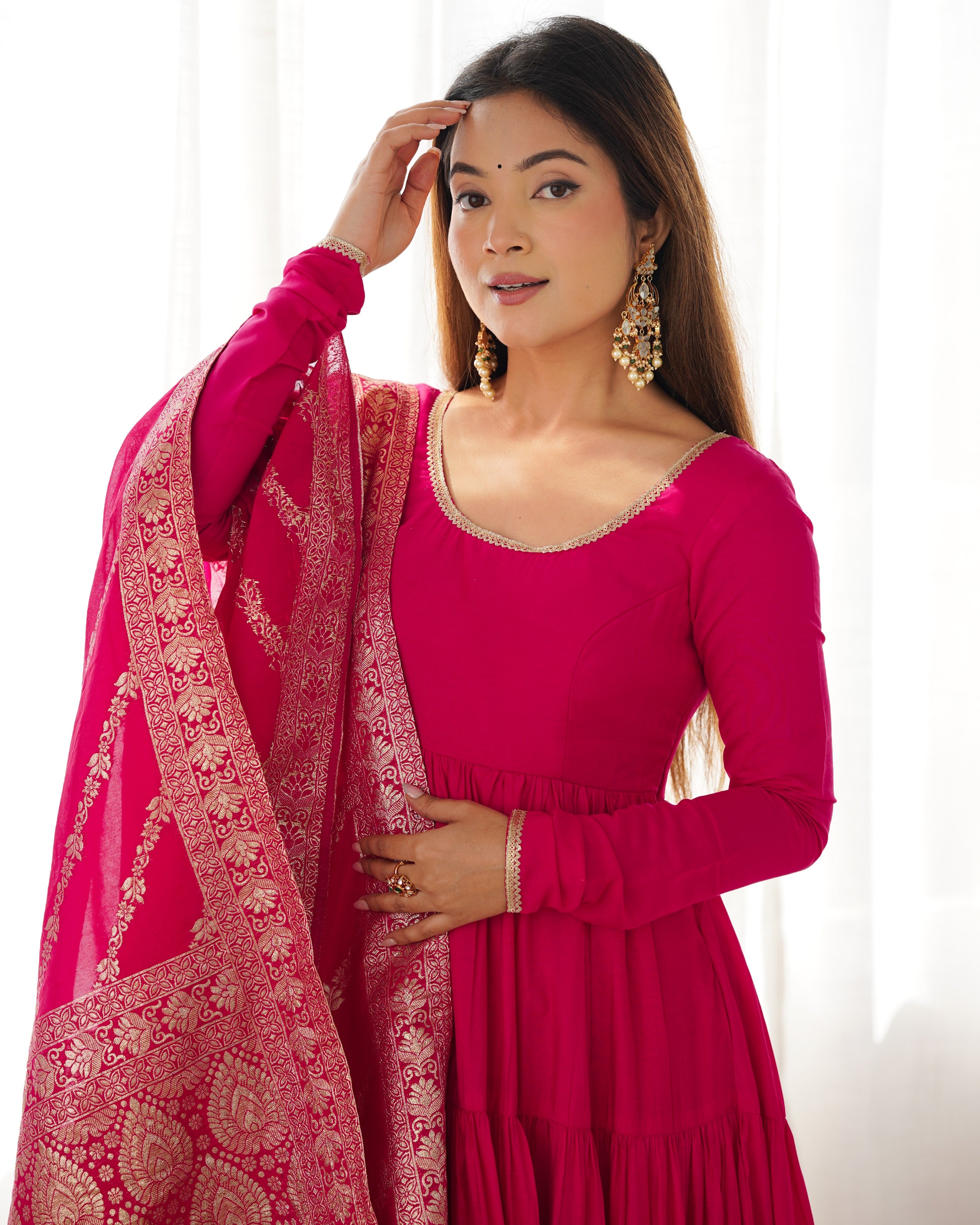 Roman Chanderi Silk Embroidered Anarkali Set – Red