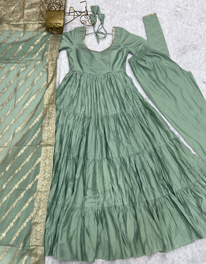 Roman Chanderi Silk Embroidered Anarkali Set – Sea Green