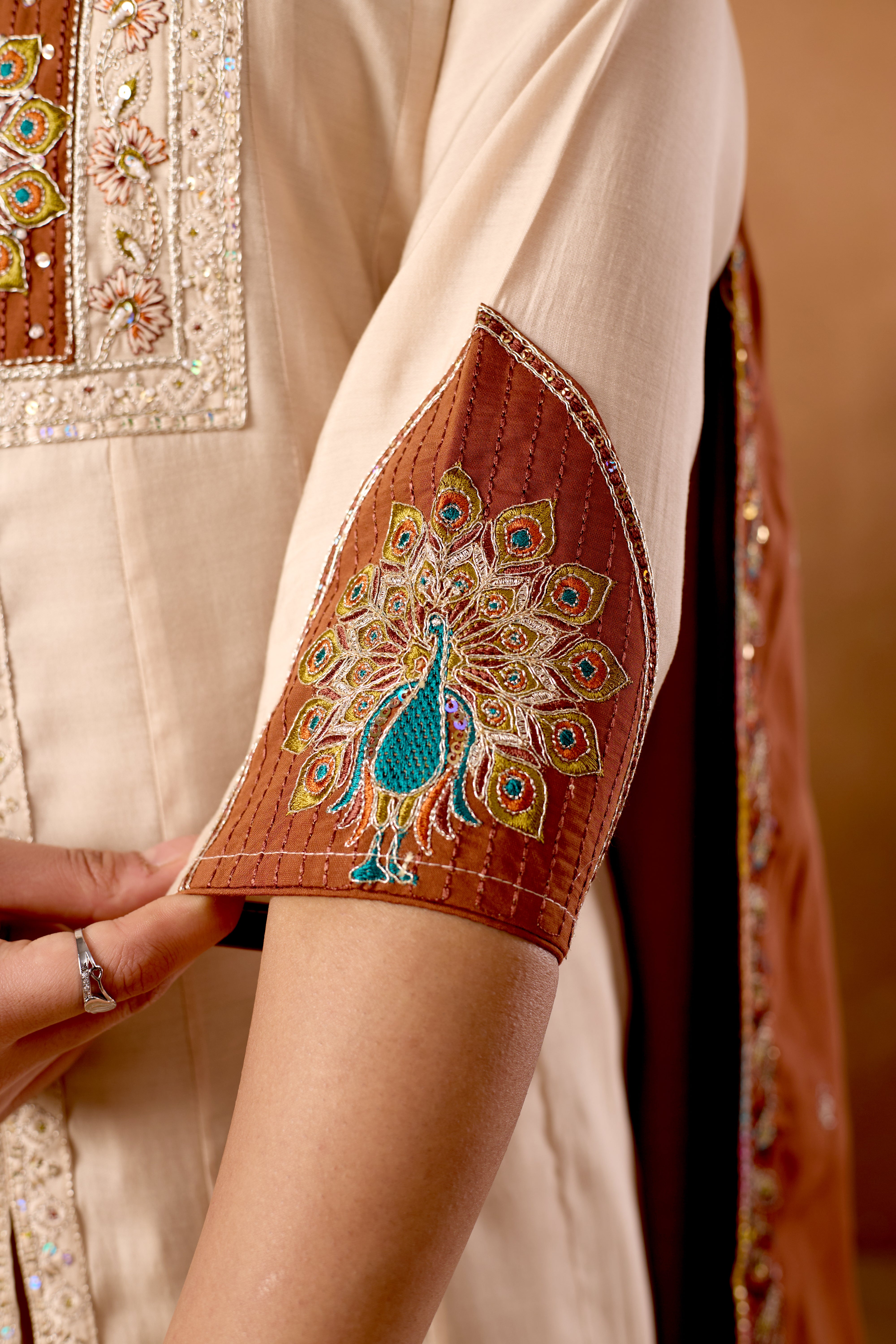 Roman Silk Embroidered Anarkali Kurti Set – Cream