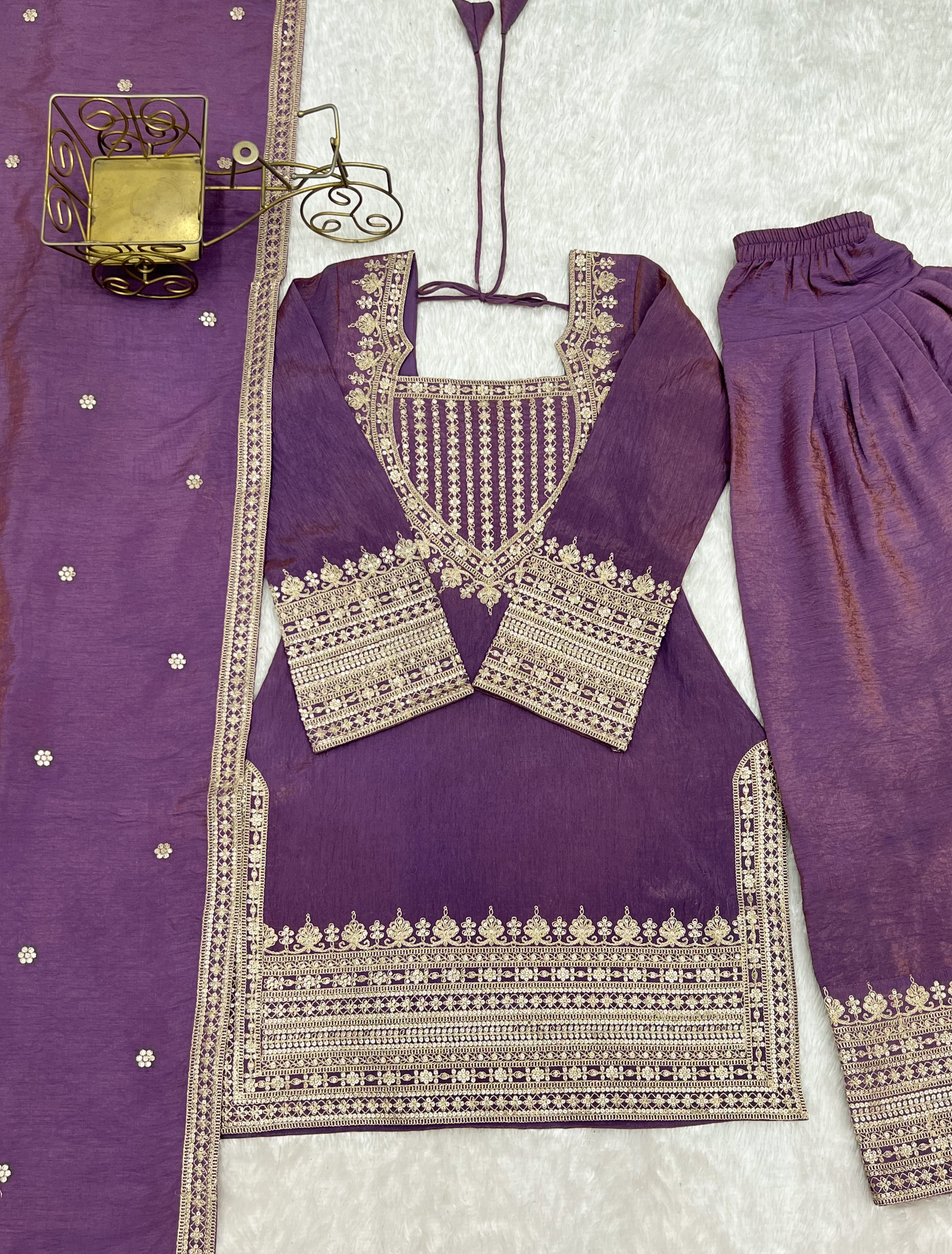 Vichitra Silk Embroidered Farshi Salwar Set – Onion Pink