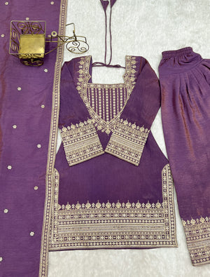 Vichitra Silk Embroidered Farshi Salwar Set – Onion Pink